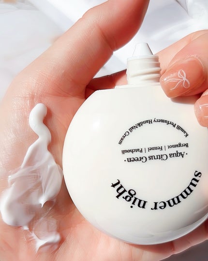 パフューマリー ハンド&ネイルクリーム サマーナイト 50ml/カミール/ハンドクリームを使ったクチコミ(5枚目)
