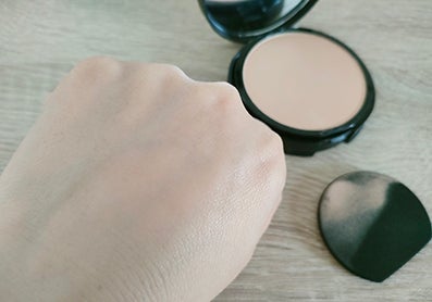 ベアプロ 24HR パウダー ファンデーション/bareMinerals/パウダーファンデーションを使ったクチコミ(5枚目)