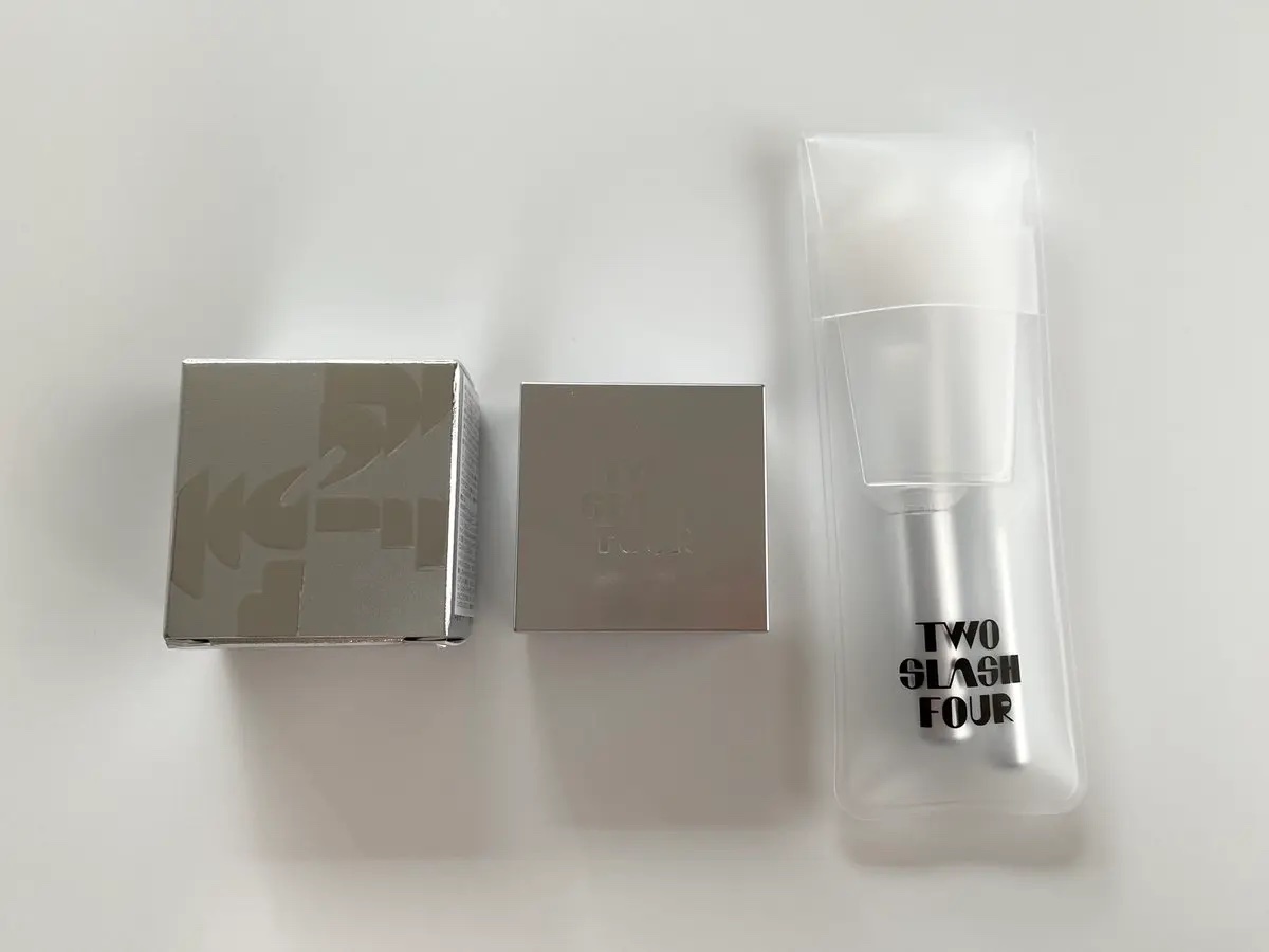 ストロビングフェイスキューブ/TWO SLASH FOUR/ハイライトを使ったクチコミ（2枚目）