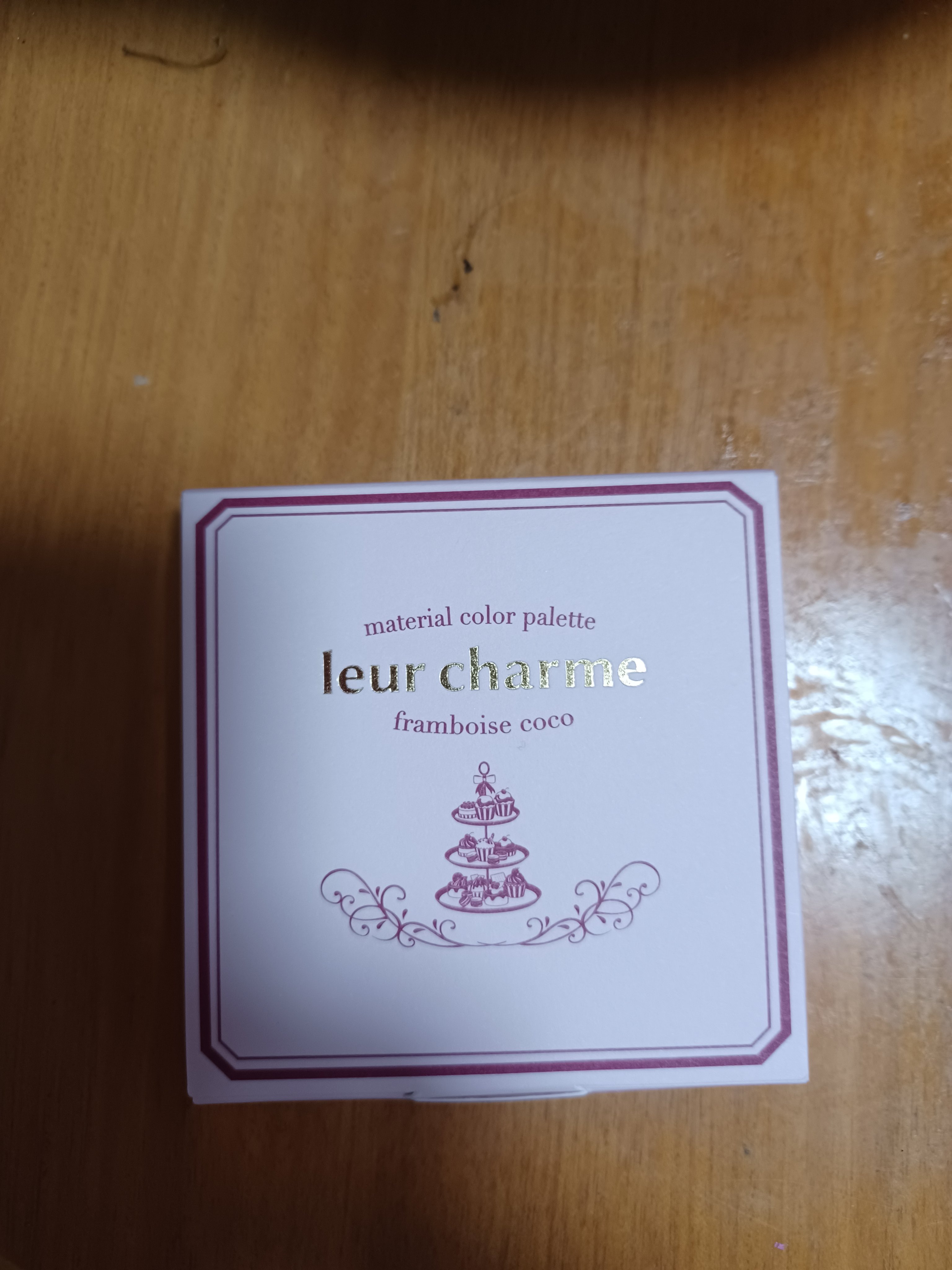 マテリアルカラーパレット 01 フランボワーズココ/leur charme/アイシャドウパレットを使ったクチコミ（1枚目）