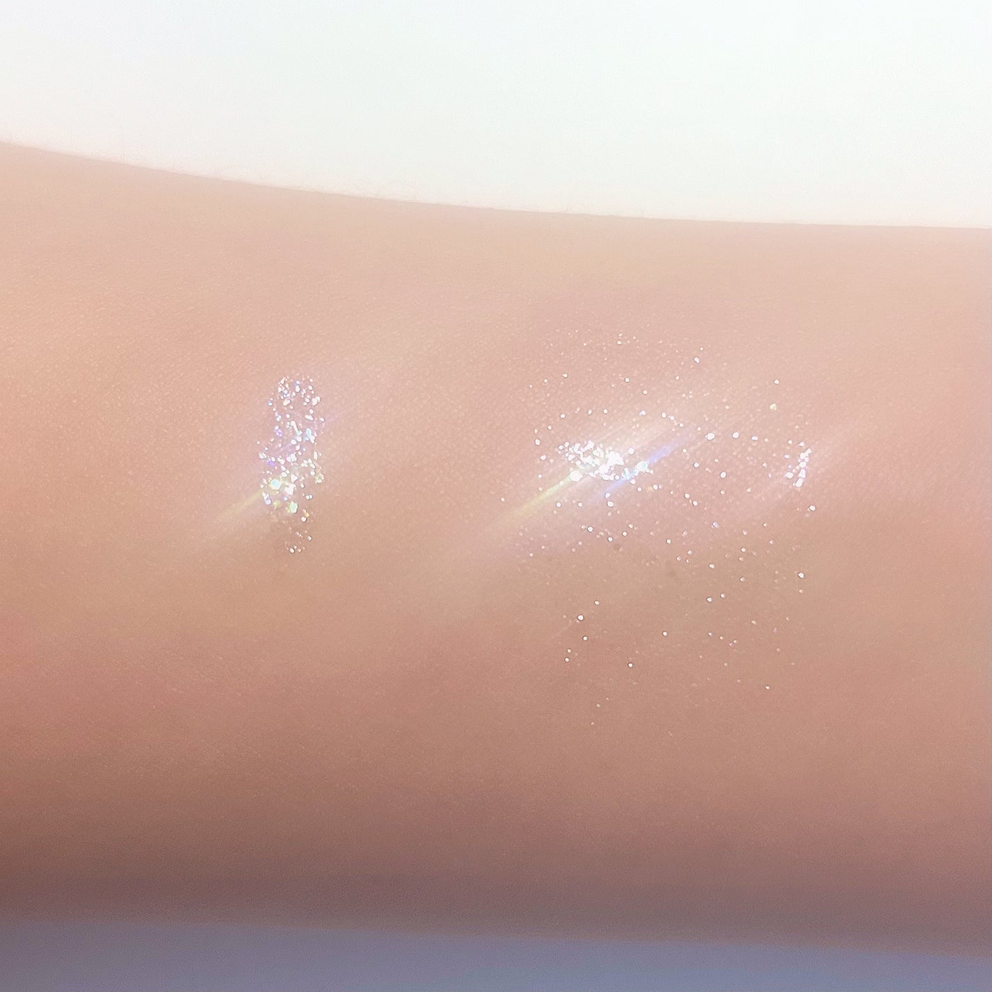 オーロラカクテルグリッター/キャンメイク/アイシャドウを使ったクチコミ(2枚目)