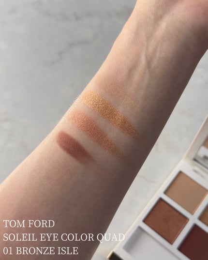 TOM FORD ソレイユ アイカラークォード ブロンズアイル ソレイユ アイ カラー クォード 01 ブロンズ アイル / TOM FORD
