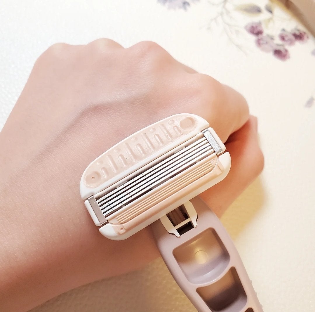 miness ボディ用カミソリ 替刃2個付/貝印/シェーバーを使ったクチコミ(8枚目)