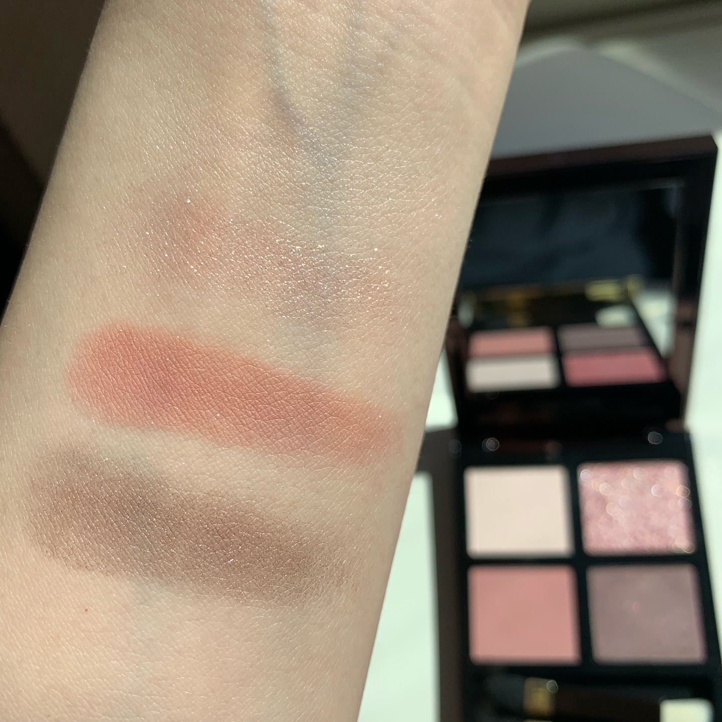 アイ カラー クォード/TOM FORD BEAUTY/アイシャドウパレットを使ったクチコミ（3枚目）
