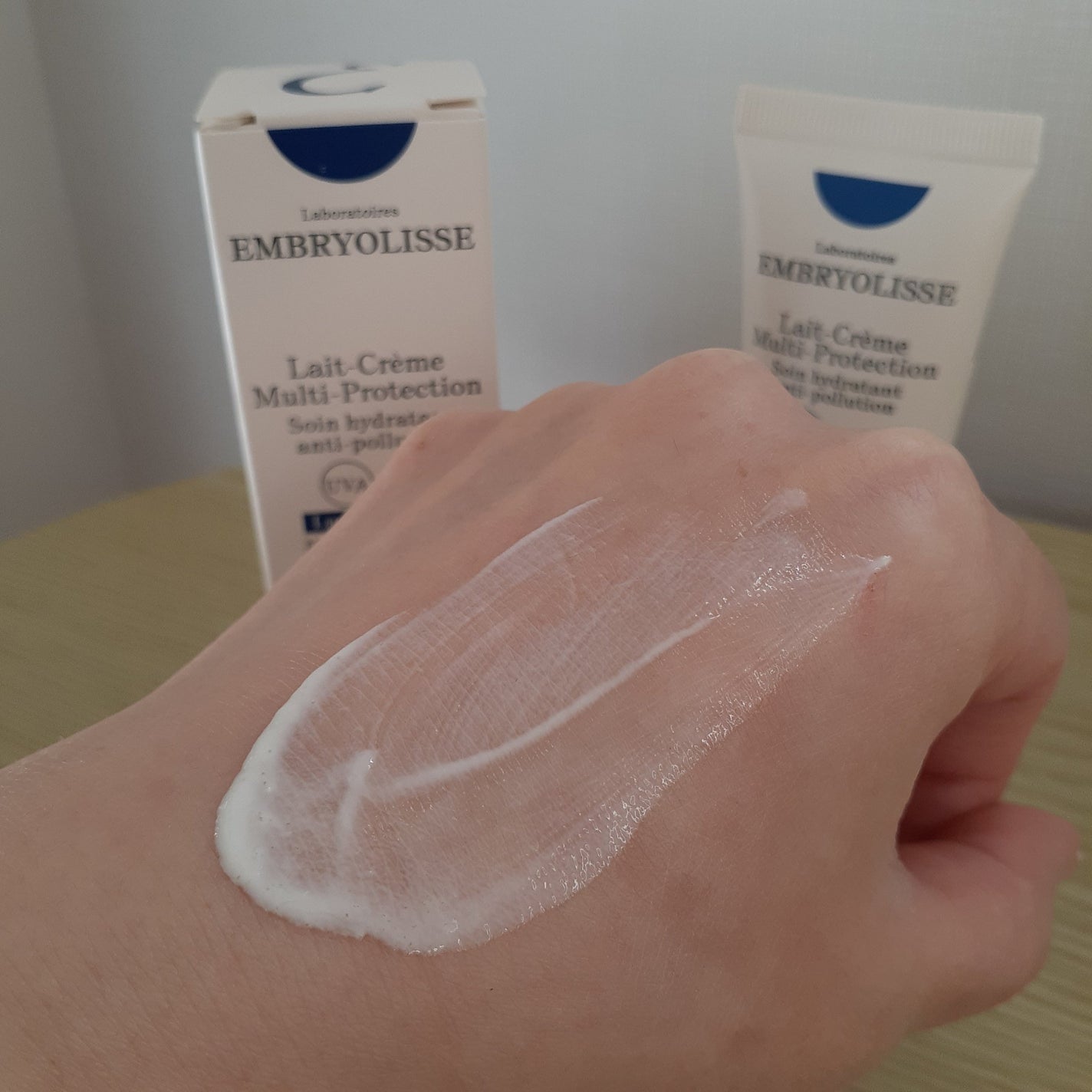 アンブリオリス プロテクションクリーム/アンブリオリス/フェイスクリームを使ったクチコミ(5枚目)