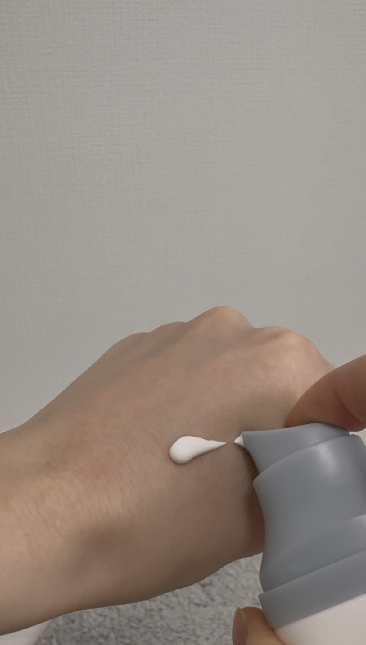 ヒアルーシカ ウォーターフィット サンセラム/SKIN1004/日焼け止めローションを使ったクチコミ（2枚目）