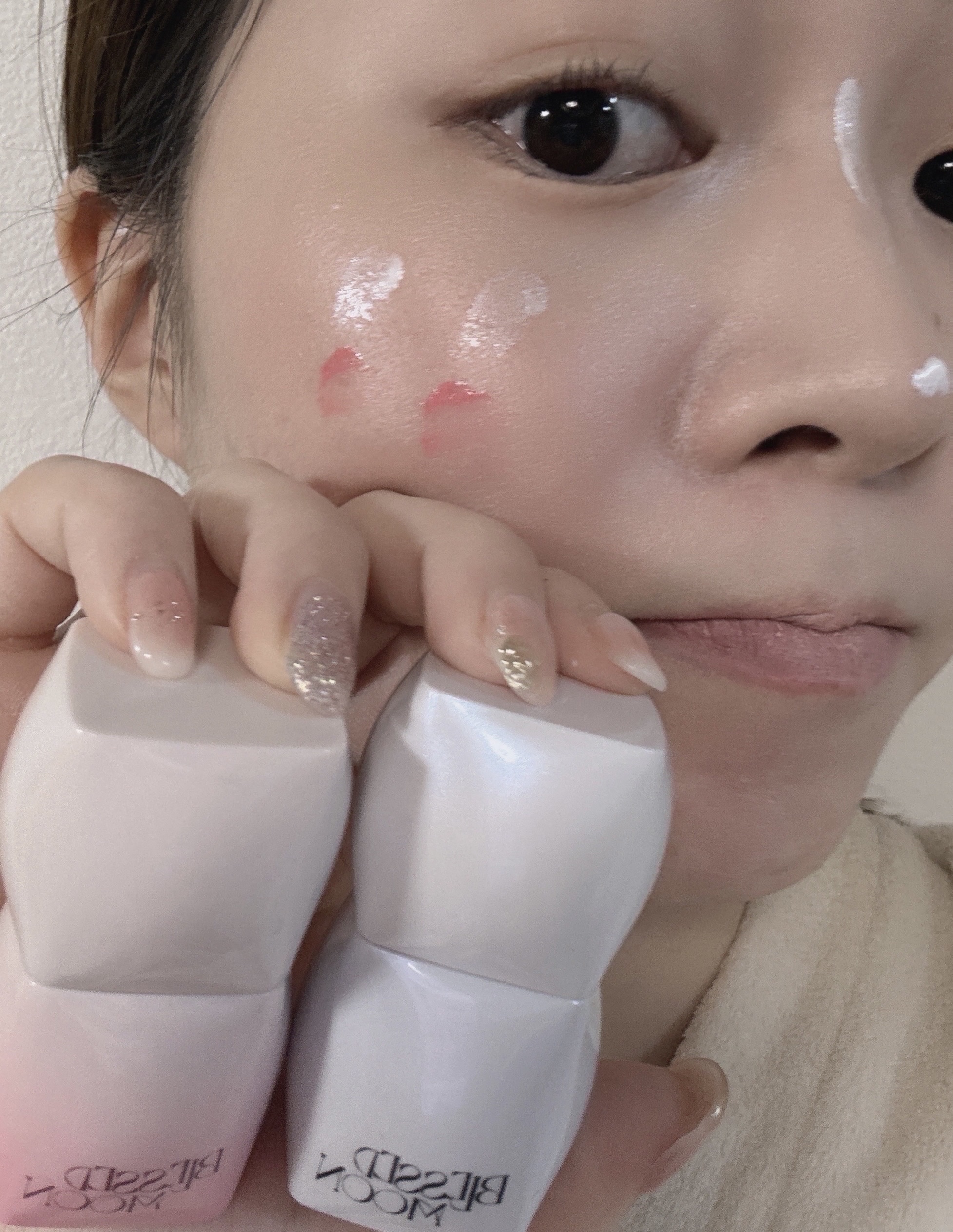 Veil Melting Glass Highlighter 01.Diamond Dust/BLESSED MOON/リキッドハイライトを使ったクチコミ（3枚目）