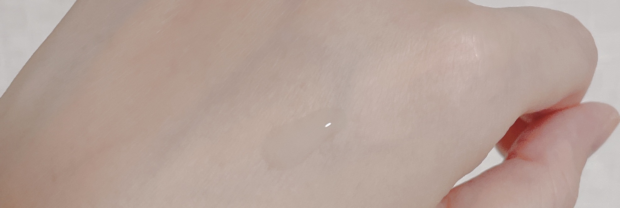 8x4 アロマスイッチ 涼感ネックジェル パリスブーケの香り/８ｘ４/デオドラント・制汗剤を使ったクチコミ（3枚目）