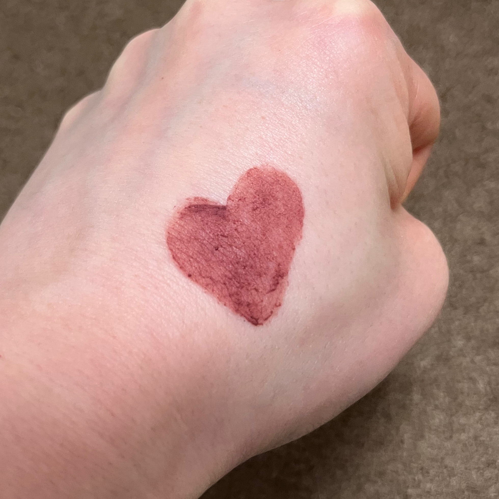 スーパーマットリップ＆チークマッド/INTO U/口紅を使ったクチコミ（2枚目）