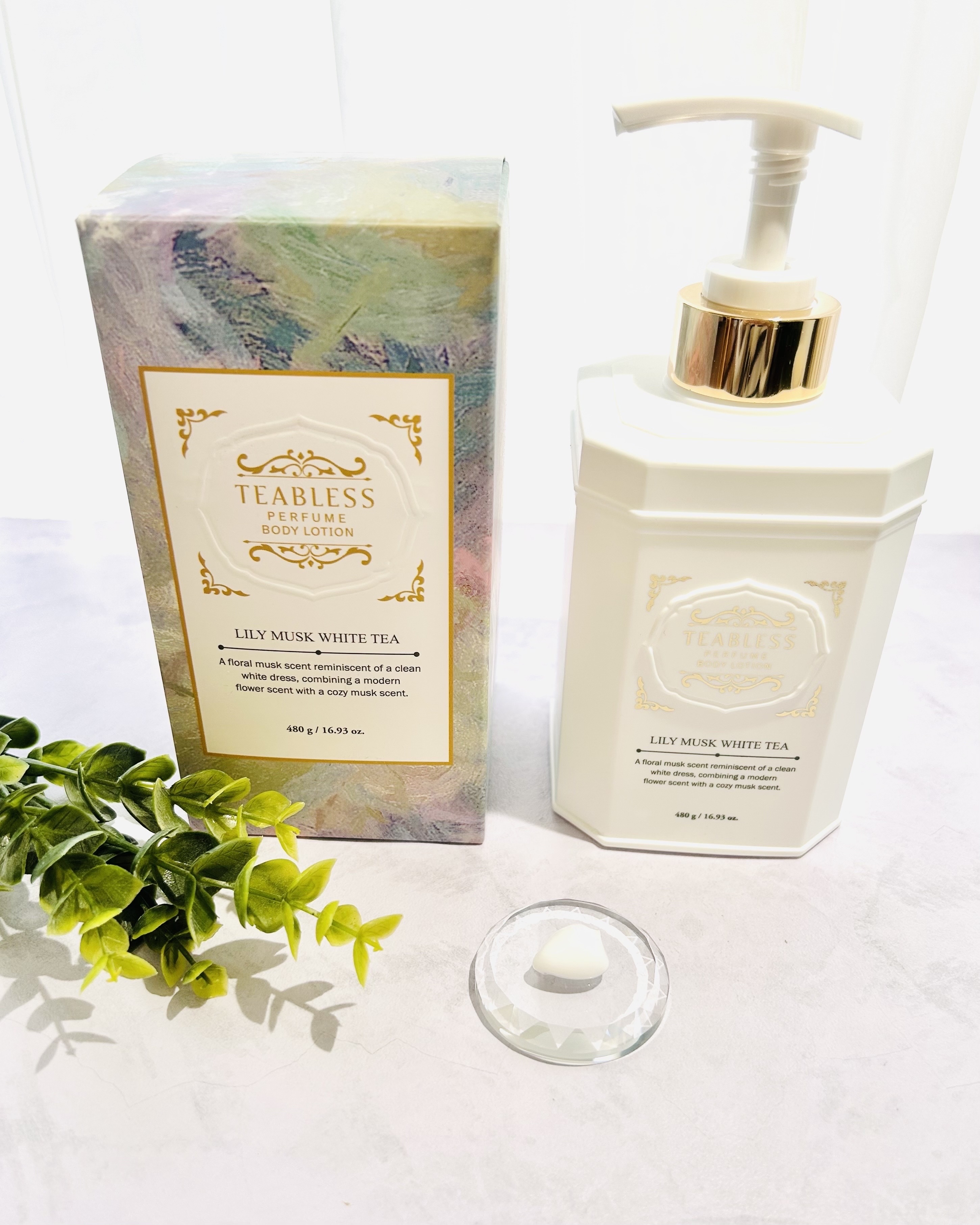 パフュームボディローション リリィムスクホワイトティー/TEABLESS/ボディローションを使ったクチコミ（3枚目）