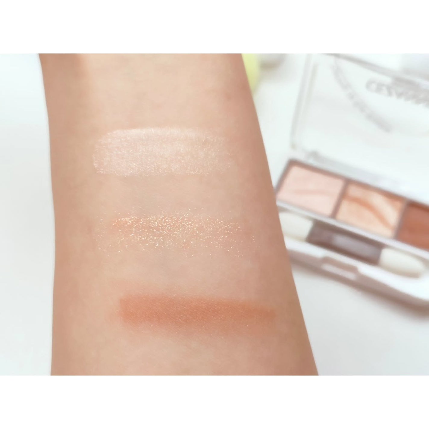 ライティングアップアイシャドウ/CEZANNE/アイシャドウを使ったクチコミ(3枚目)