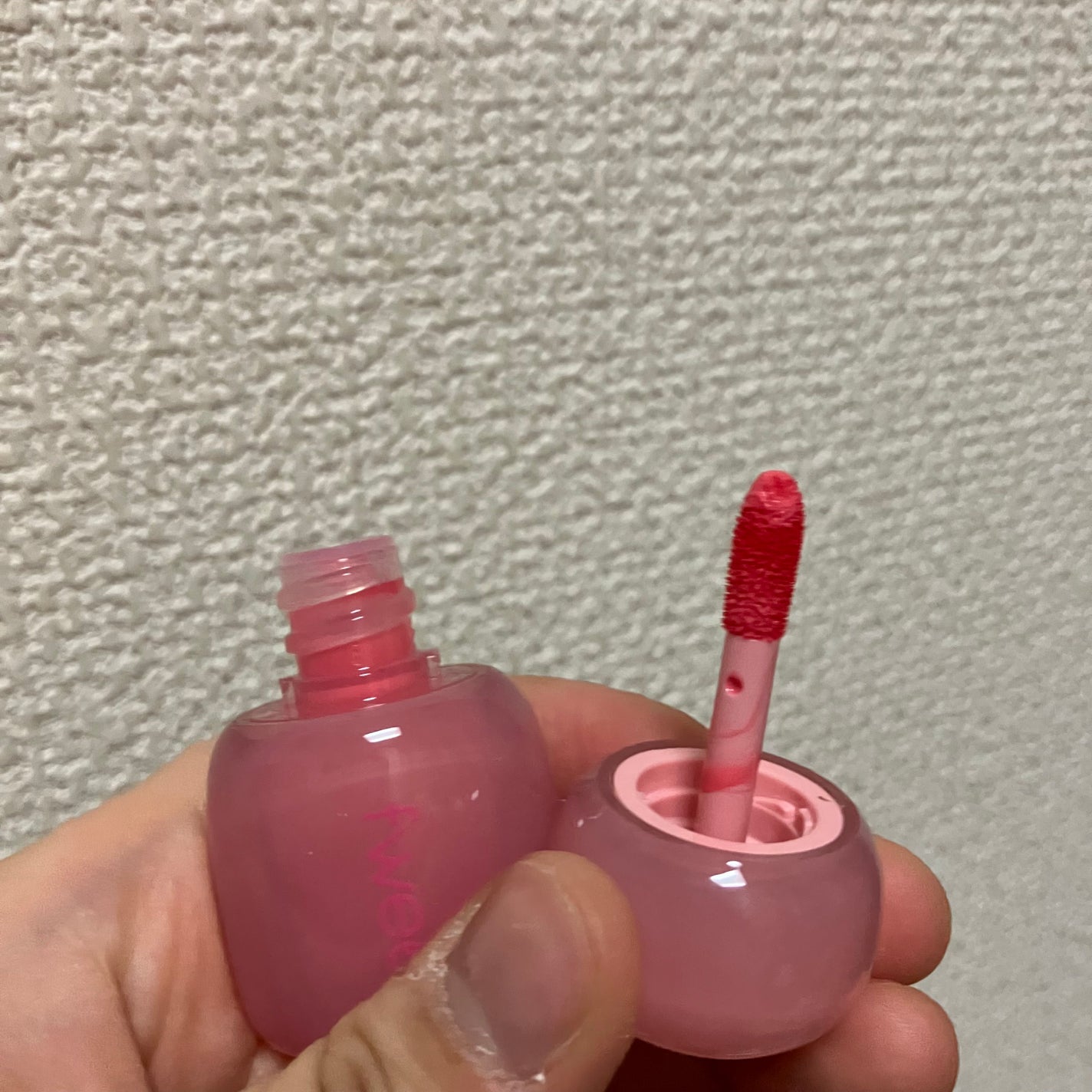 フィー ピンクオブセッションステイフィットティント/fwee/リップティントを使ったクチコミ(6枚目)