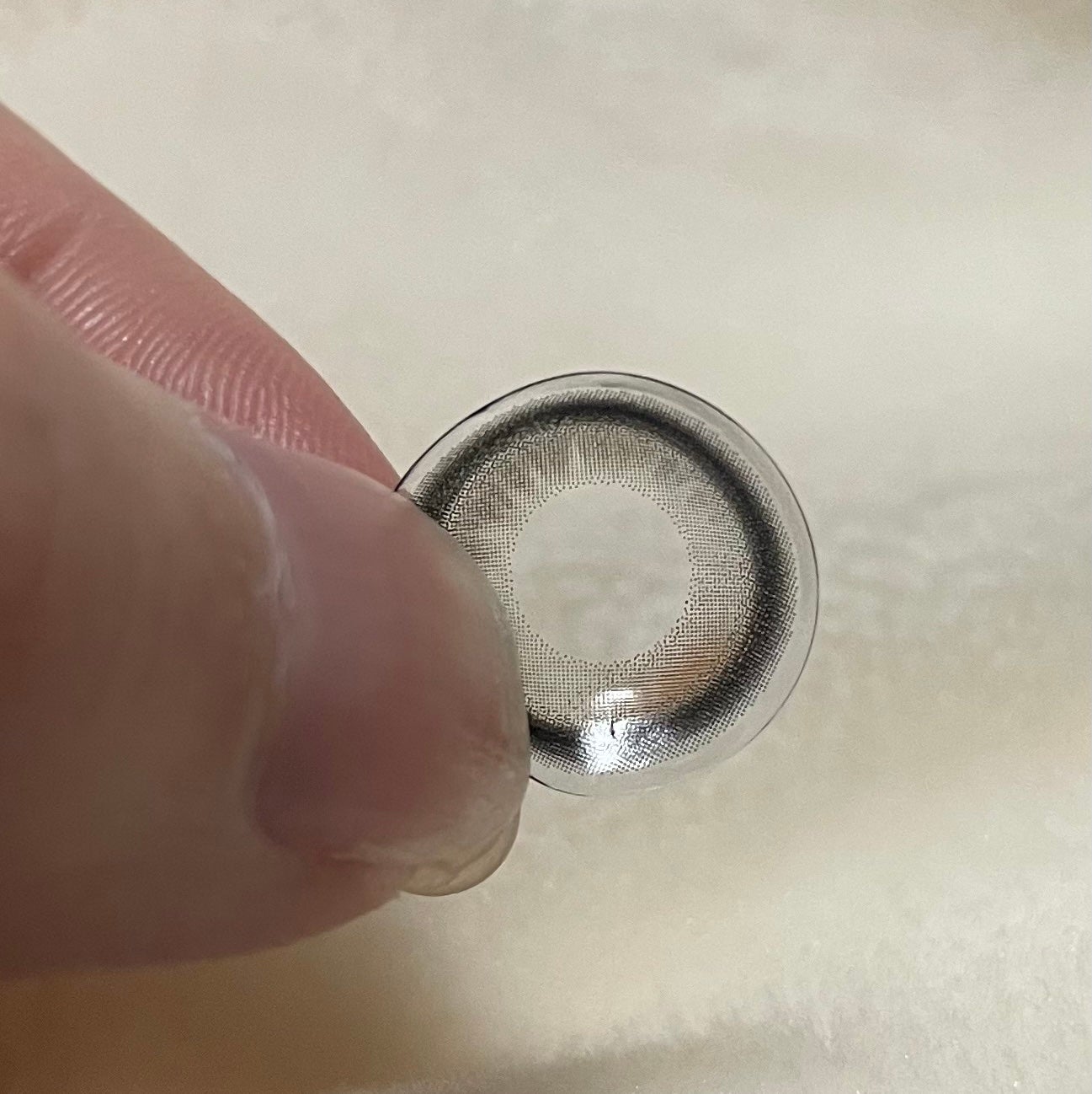 ただのレビュー垢 on LIPS 「#SIE#TWICE#MOMO#水光カラコン#ポニーテールフチ..」(2枚目)