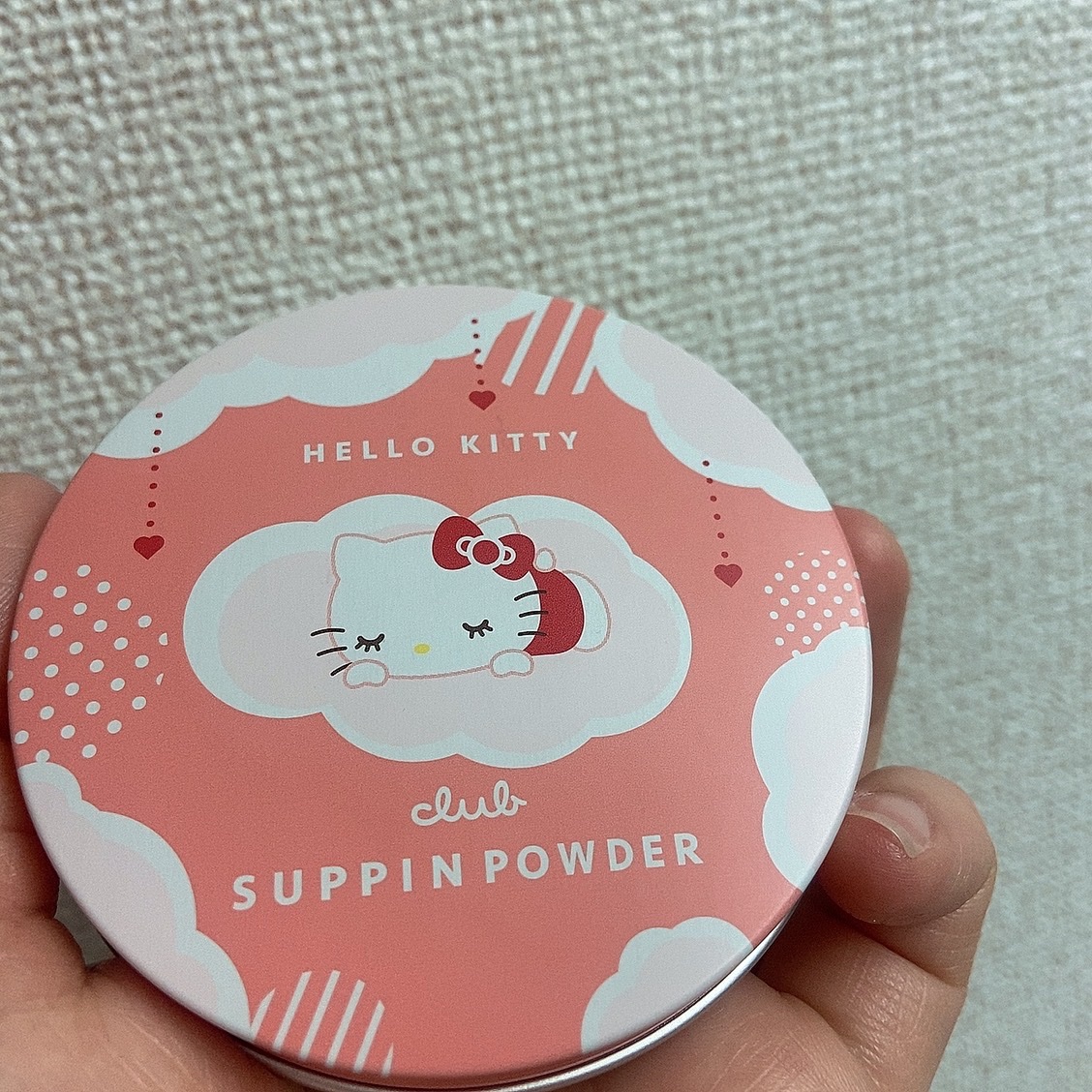 すっぴんパウダーC ホワイトフローラルブーケの香り/クラブ/プレストパウダーを使ったクチコミ（3枚目）