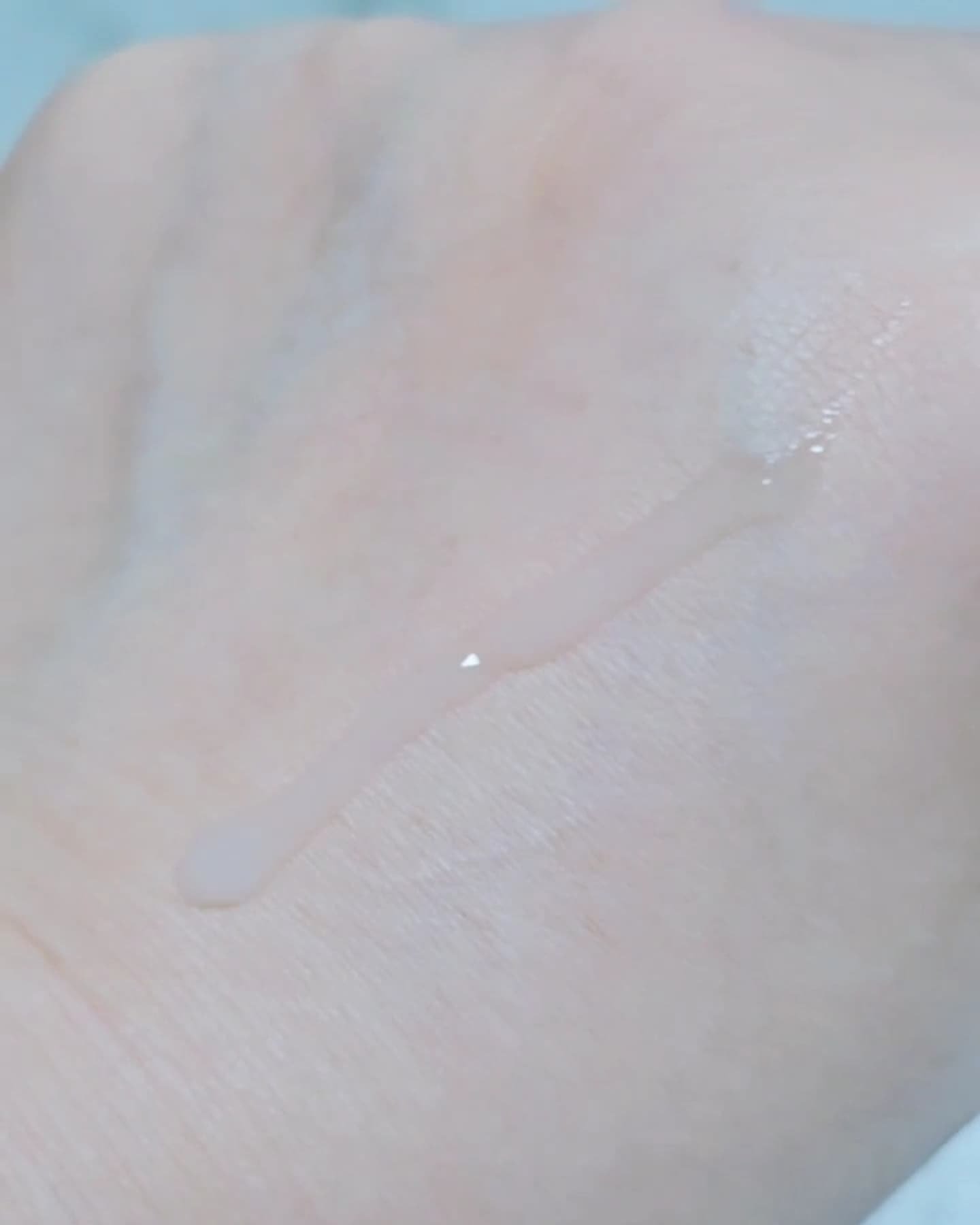 8x4 アロマスイッチ 涼感ネックジェル アイランドブロッサムの香り/８ｘ４/デオドラント・制汗剤を使ったクチコミ（3枚目）