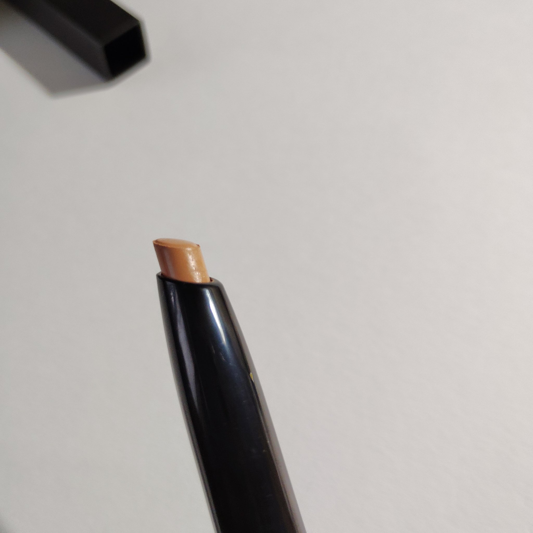 THREE THREE ドリームオン アリューリング リルoneのクチコミ「THREE購入品④

THREE ドリームオン アリューリング リルone
01　ETERNA.....」（2枚目）