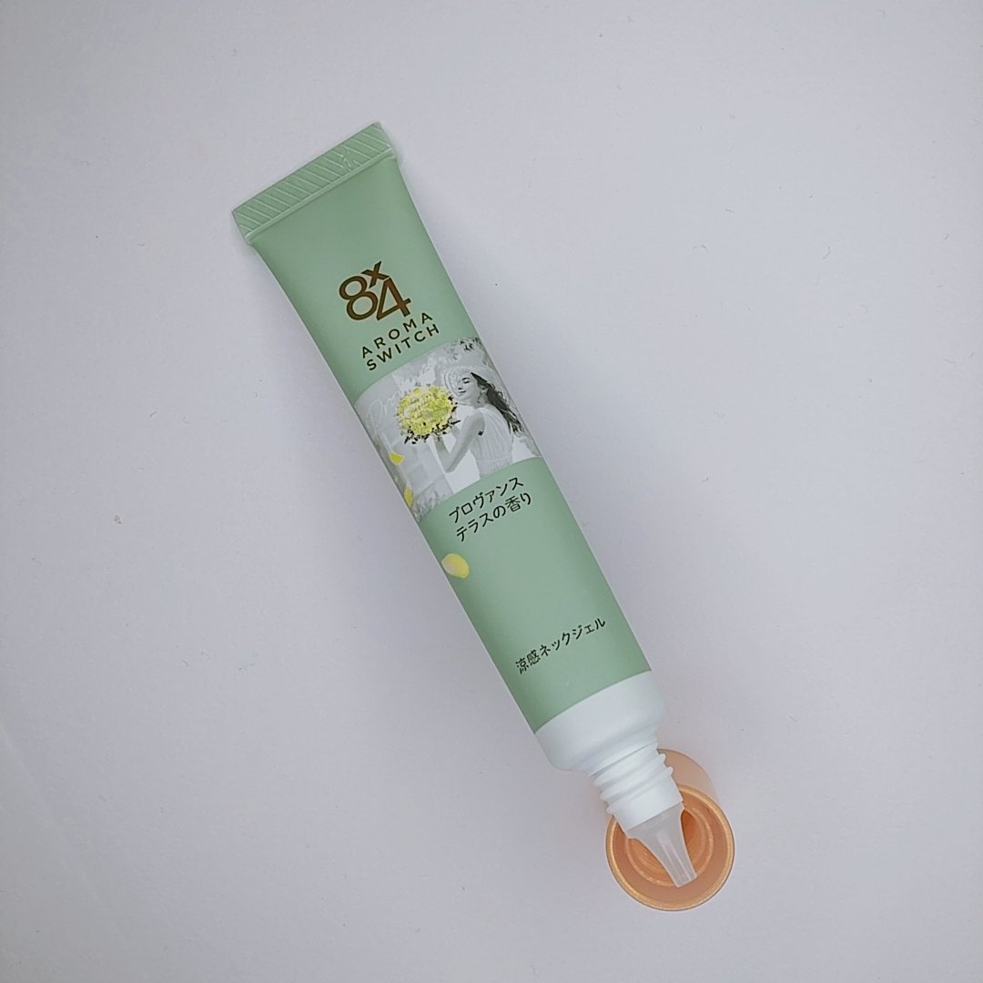 8x4 アロマスイッチ 涼感ネックジェル プロヴァンステラスの香り/８ｘ４/デオドラント・制汗剤を使ったクチコミ（1枚目）