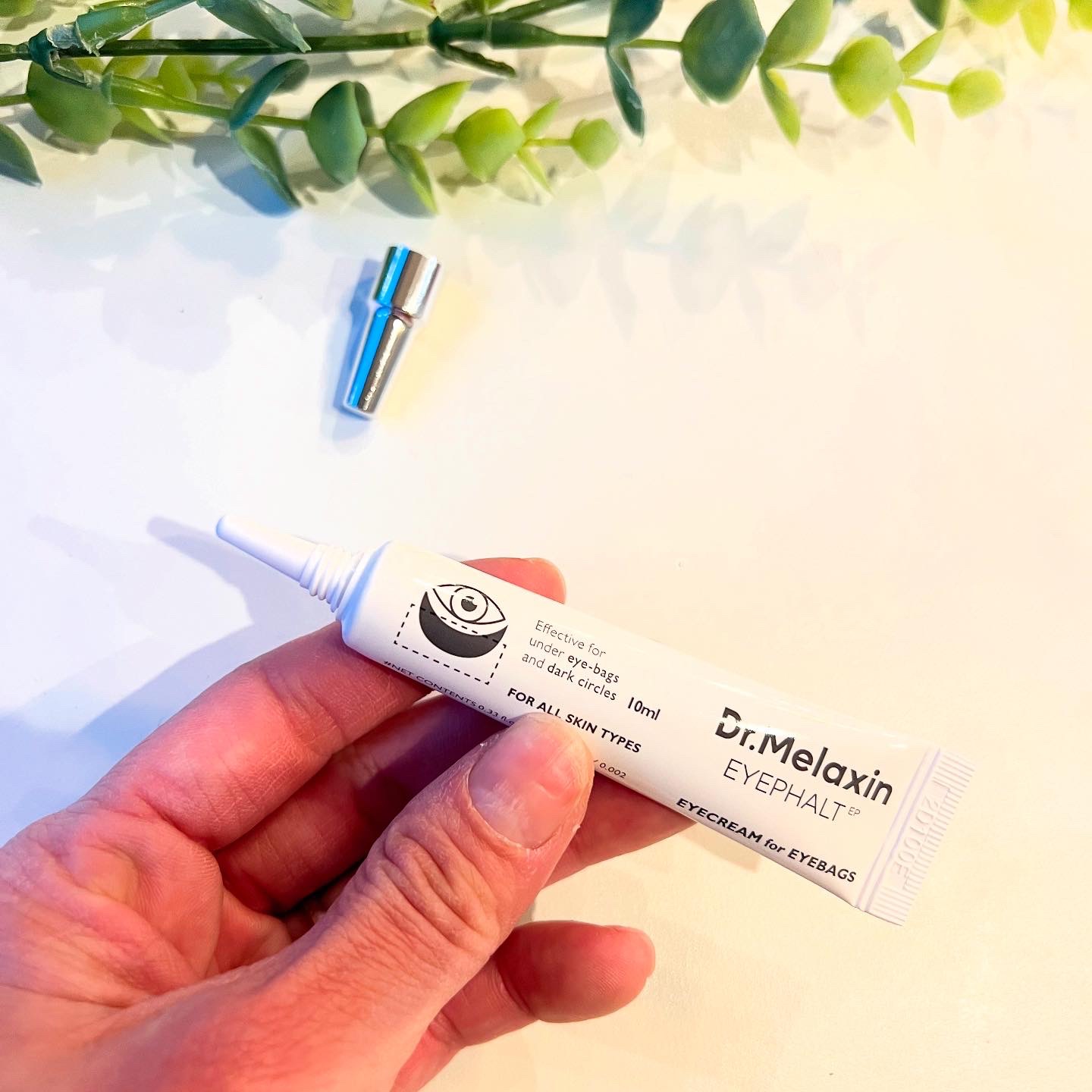 アイファルトアイバッククリーム/Dr.Melaxin/アイケア・アイクリームを使ったクチコミ（3枚目）