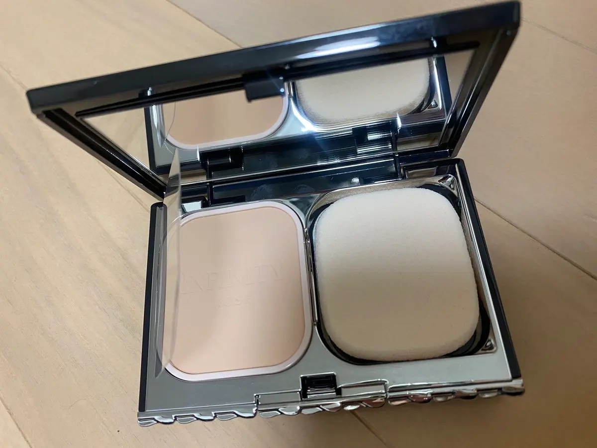 スキンルミナンス ファンデーション/インフィニティ/パウダーファンデーションを使ったクチコミ（1枚目）