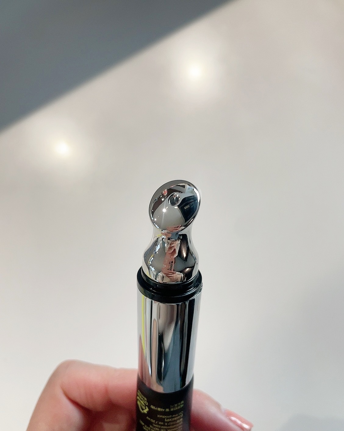 リマージカルシウム振動アイクリーム/REVENIP/フェイスクリームを使ったクチコミ（3枚目）