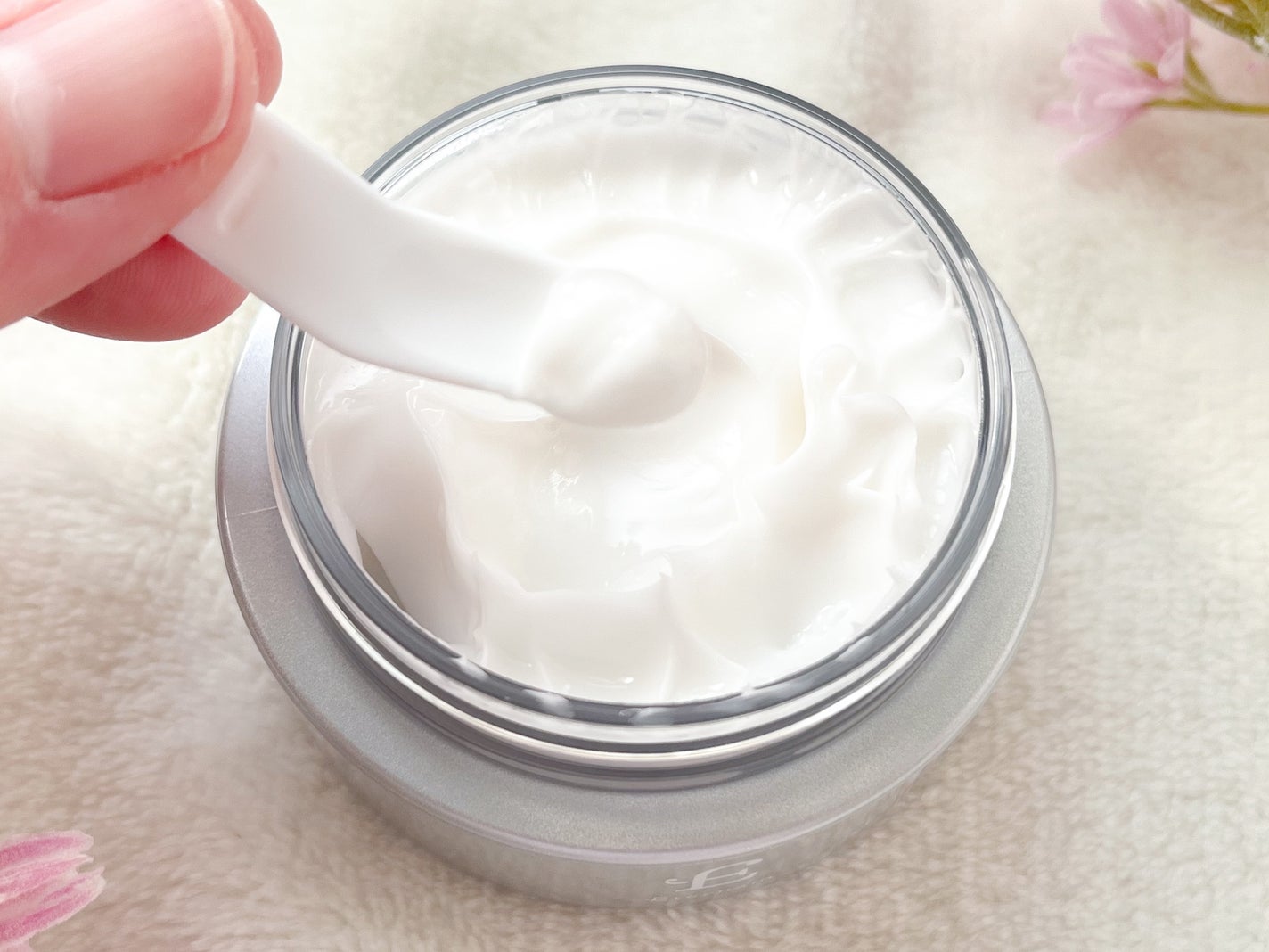 エテルナム クリーム /エテルナム/フェイスクリームを使ったクチコミ(2枚目)