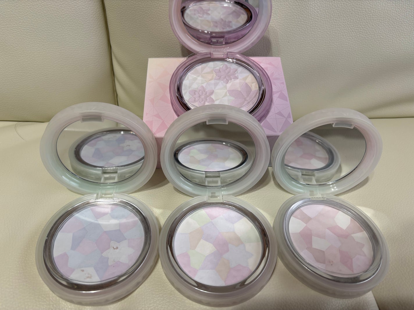 AQ オーラ リフレクター/DECORTÉ/プレストパウダーを使ったクチコミ(4枚目)