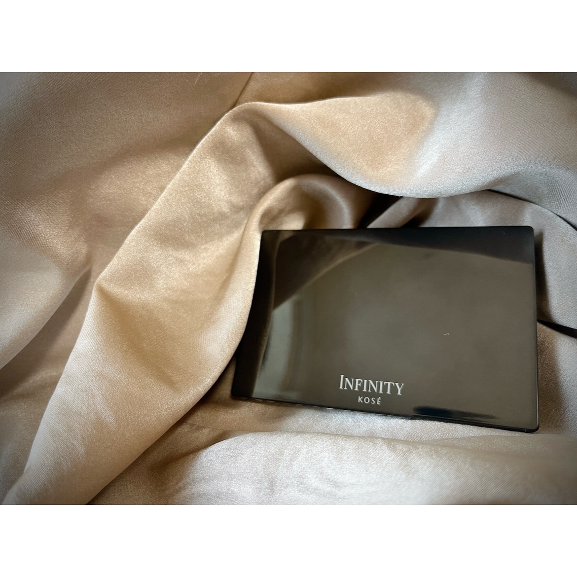 スキンルミナンス ファンデーション/インフィニティ/パウダーファンデーションを使ったクチコミ（1枚目）