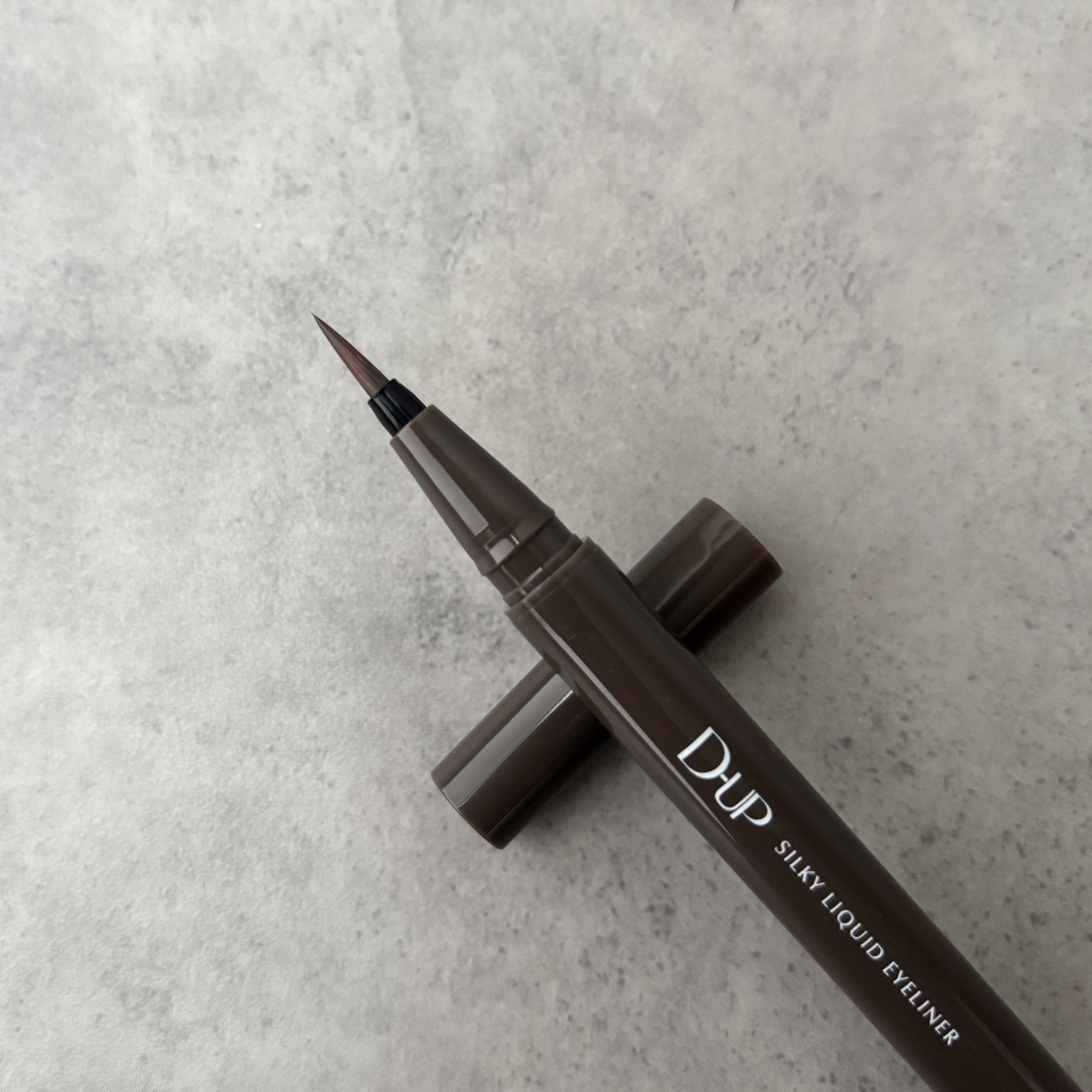 シルキーリキッドアイライナーWP/D-UP/リキッドアイライナーを使ったクチコミ（2枚目）