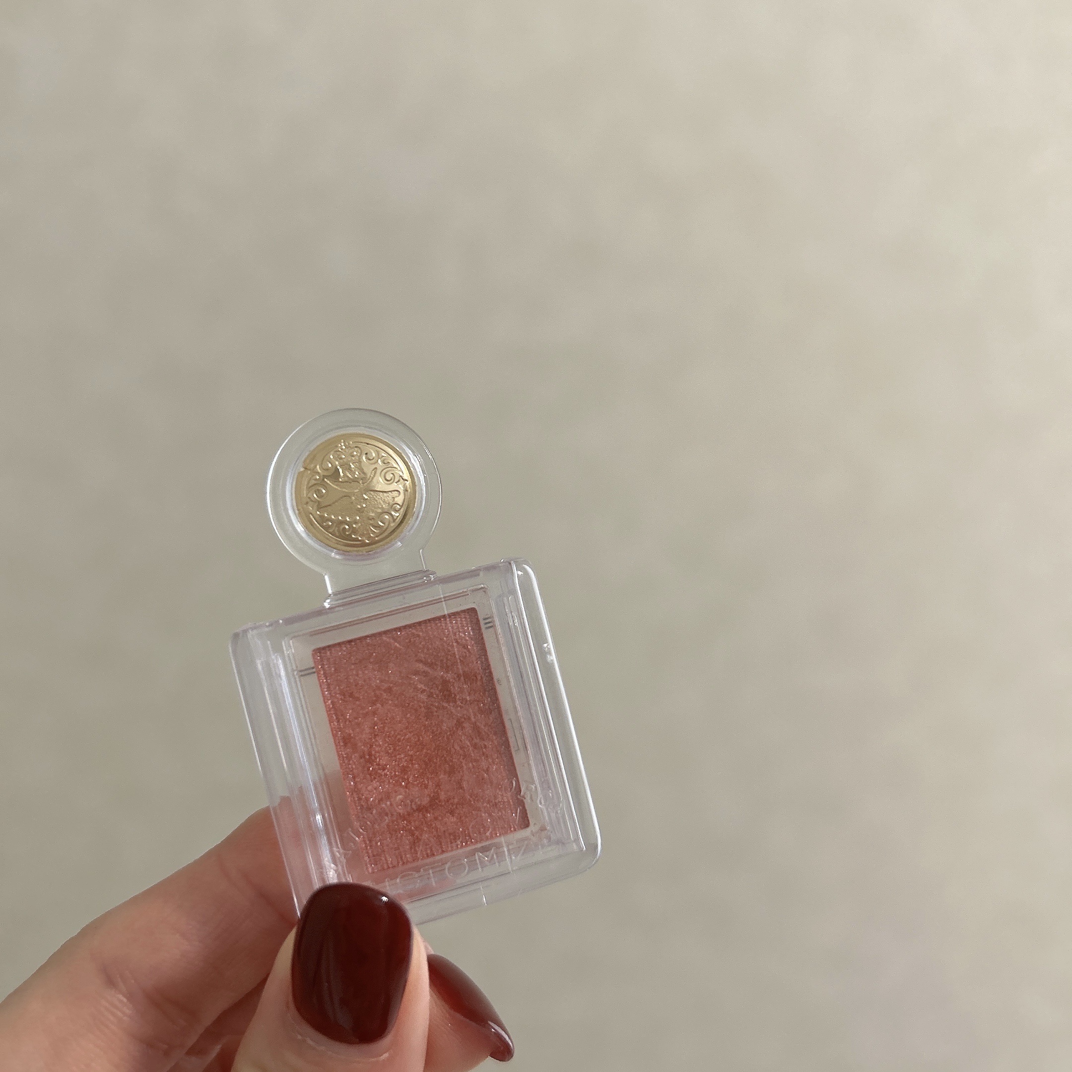 シャドーカスタマイズ PK300　おつかい/MAJOLICA MAJORCA/単色アイシャドウを使ったクチコミ（2枚目）