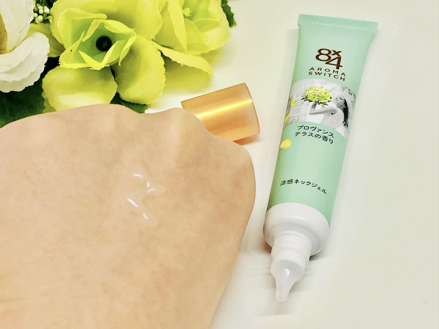 8x4 アロマスイッチ 涼感ネックジェル プロヴァンステラスの香り/８ｘ４/デオドラント・制汗剤を使ったクチコミ（2枚目）