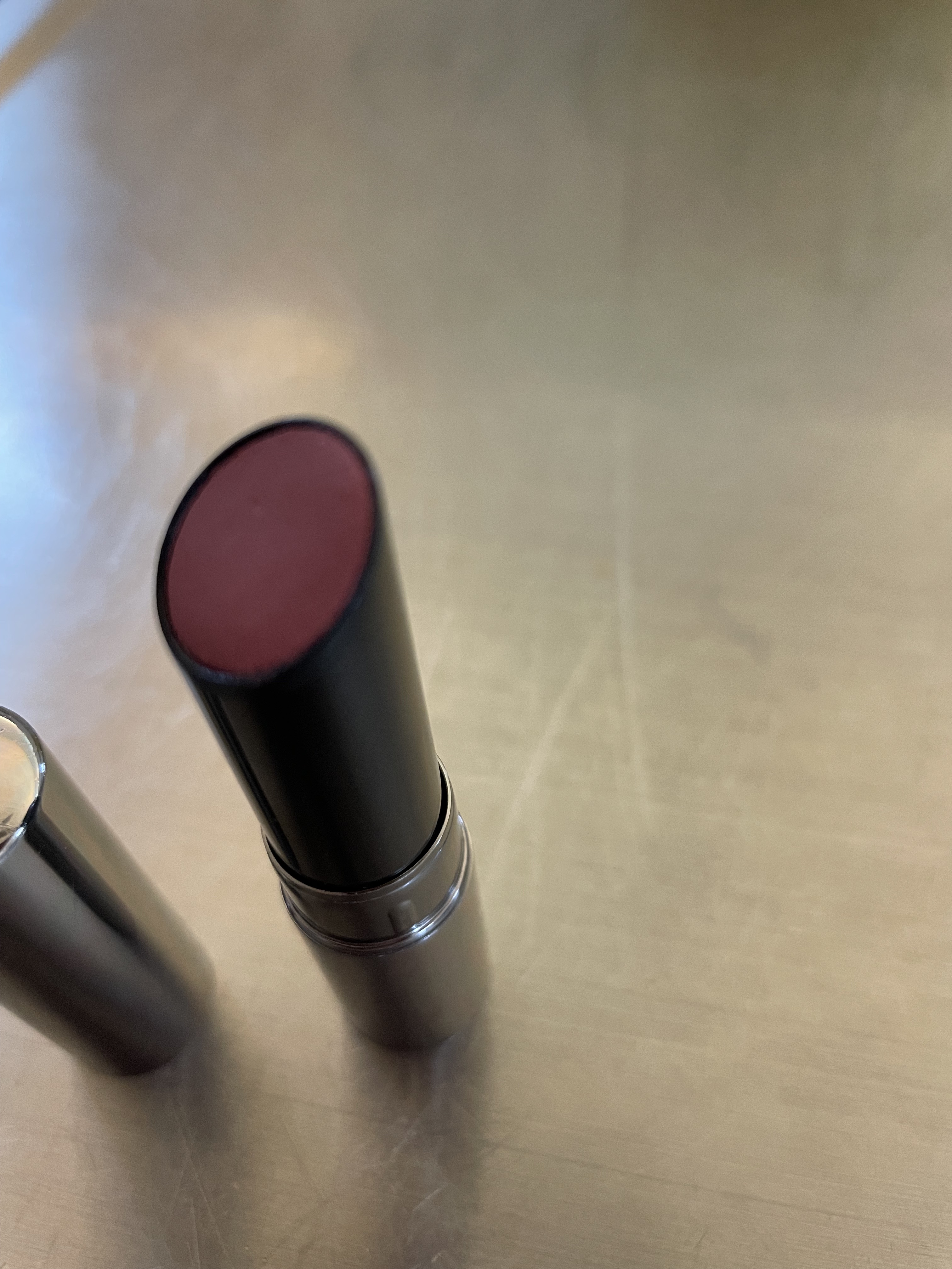 ミネラルシアーマットルージュ プラムピンク/エトヴォス/口紅を使ったクチコミ（2枚目）