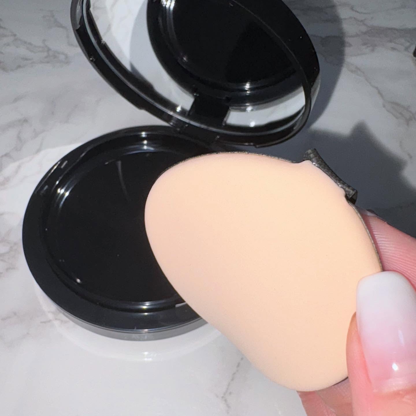 カバーステイン パーフェクティング クッション ファンデーション/VDL/クッションファンデーションを使ったクチコミ（2枚目）