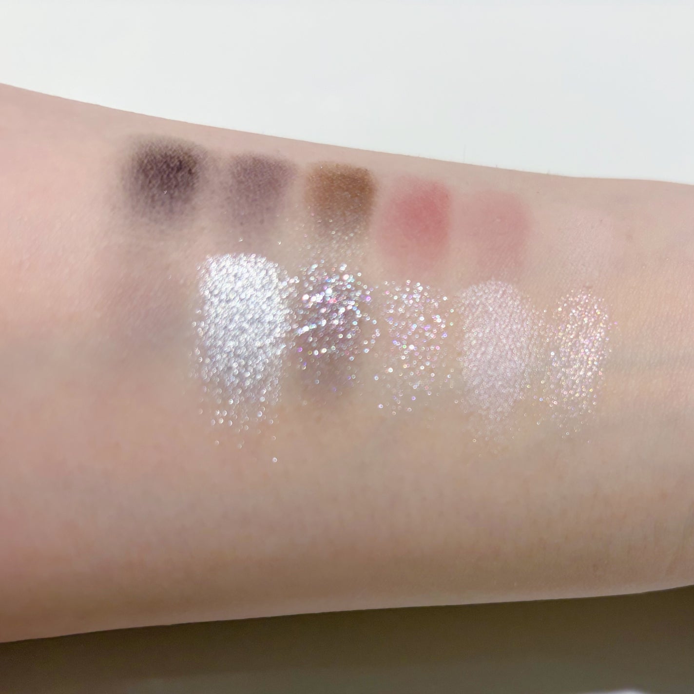 12 Shades Eyeshadow Palette/Joocyee/パウダーアイシャドウを使ったクチコミ(4枚目)