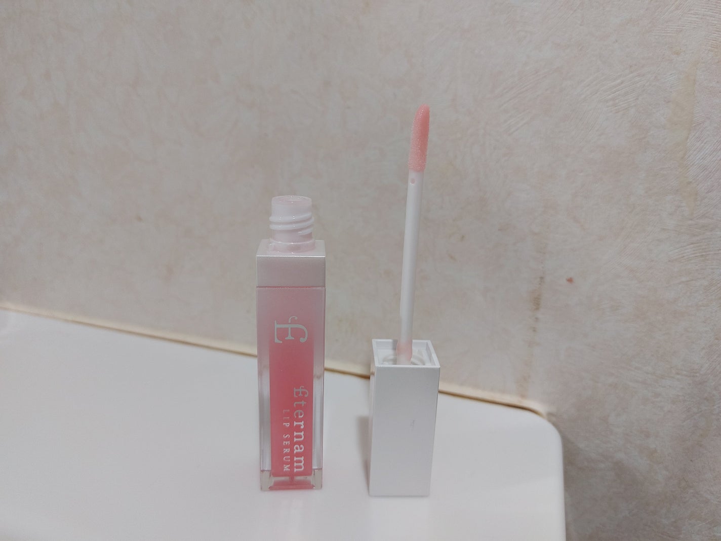 エテルナムリップセラム /エテルナム/リップ美容液を使ったクチコミ(4枚目)