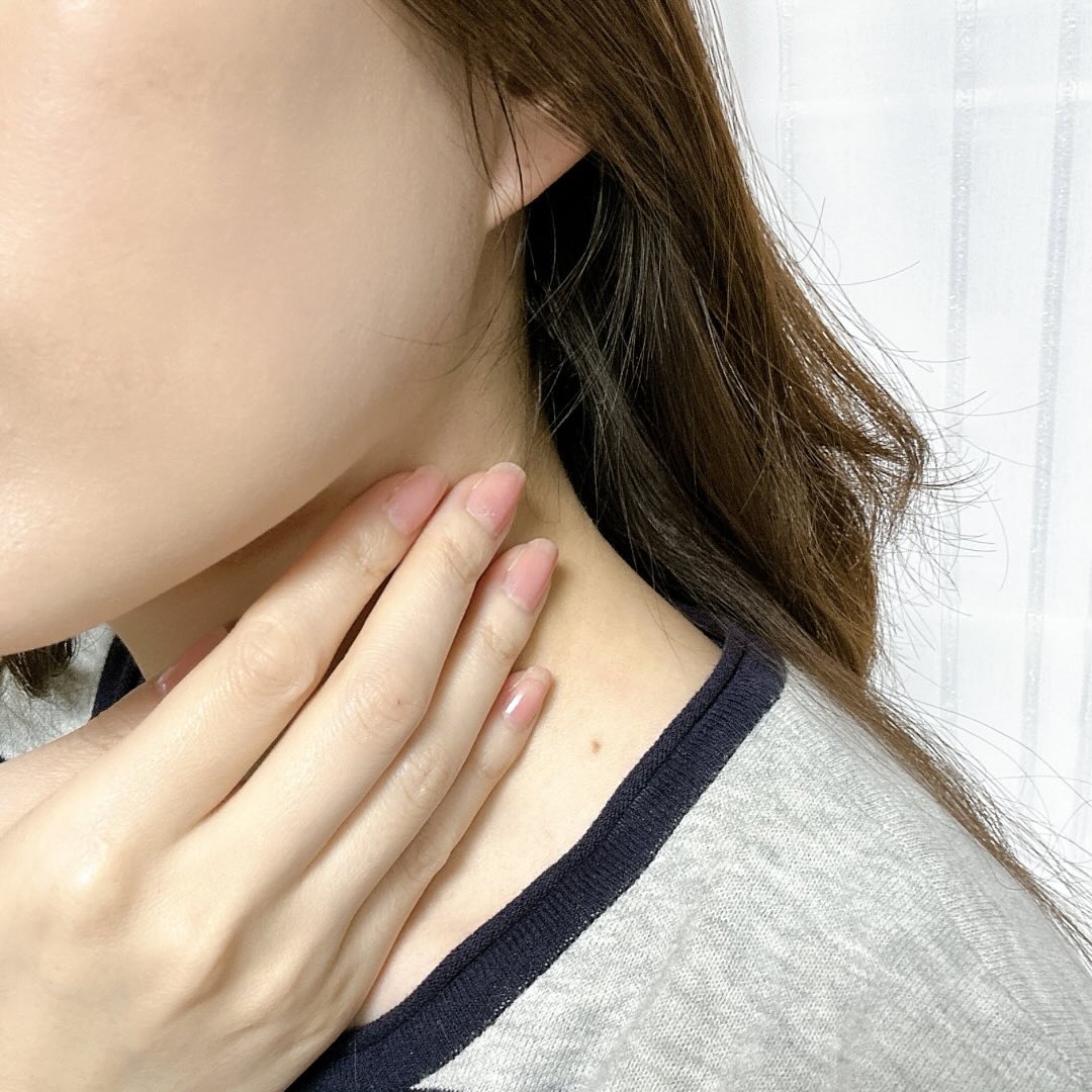 8x4 アロマスイッチ 涼感ネックジェル パリスブーケの香り/８ｘ４/デオドラント・制汗剤を使ったクチコミ（3枚目）