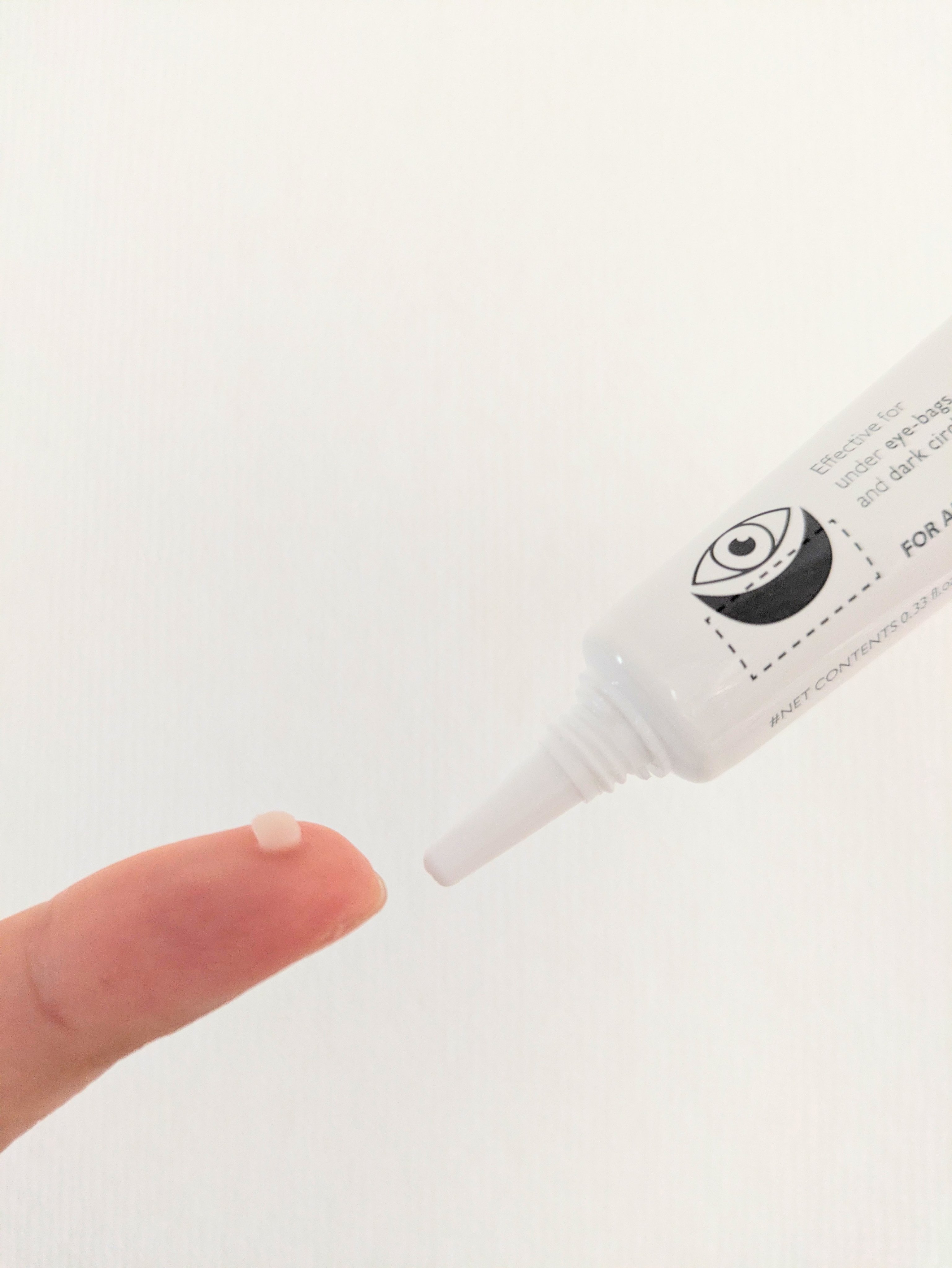 アイファルトアイバッククリーム/Dr.Melaxin/アイケア・アイクリームを使ったクチコミ（2枚目）