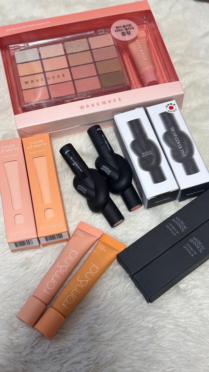 ソフトブラーリングアイパレット/wakemake/アイシャドウパレットを使ったクチコミ(2枚目)