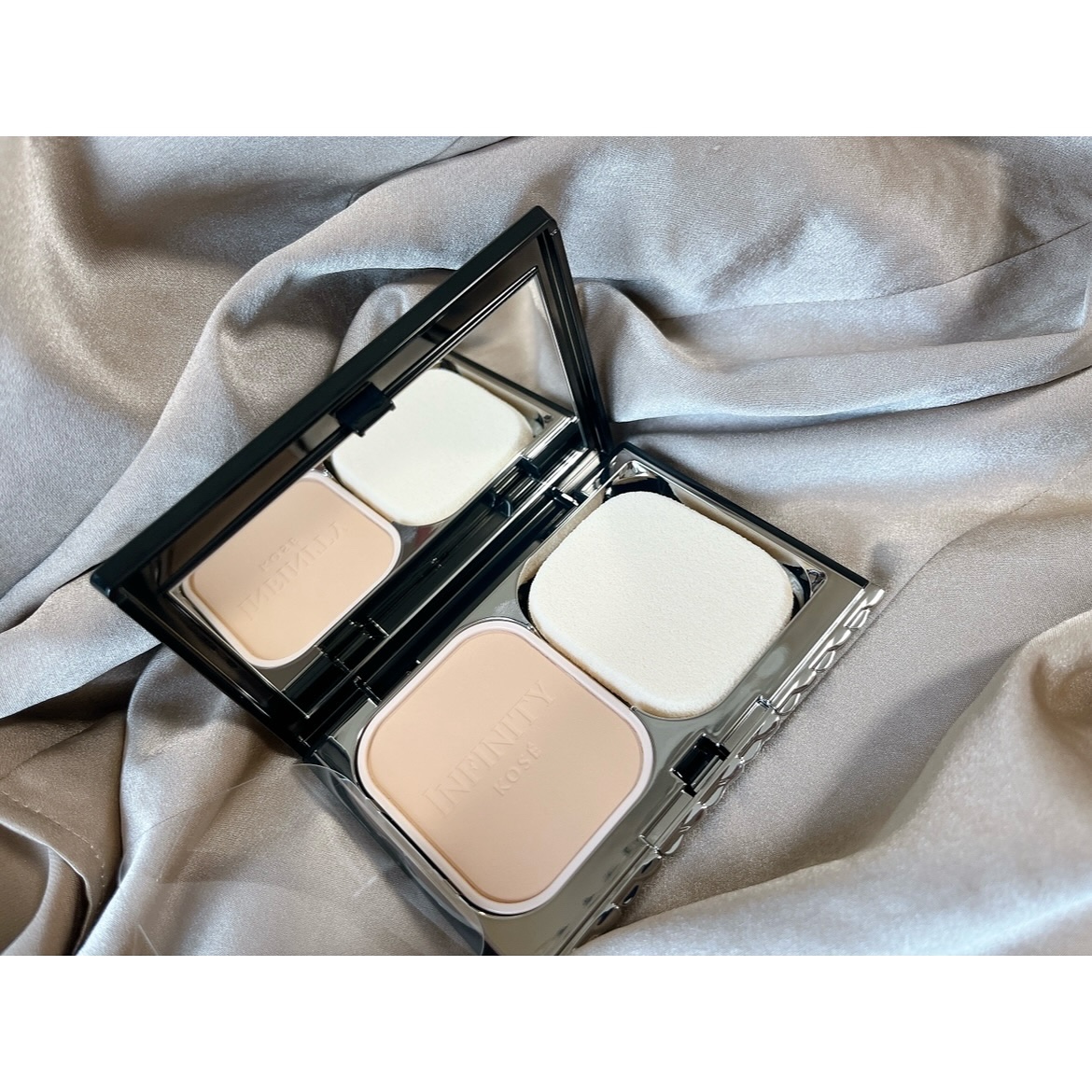 スキンルミナンス ファンデーション/インフィニティ/パウダーファンデーションを使ったクチコミ（2枚目）