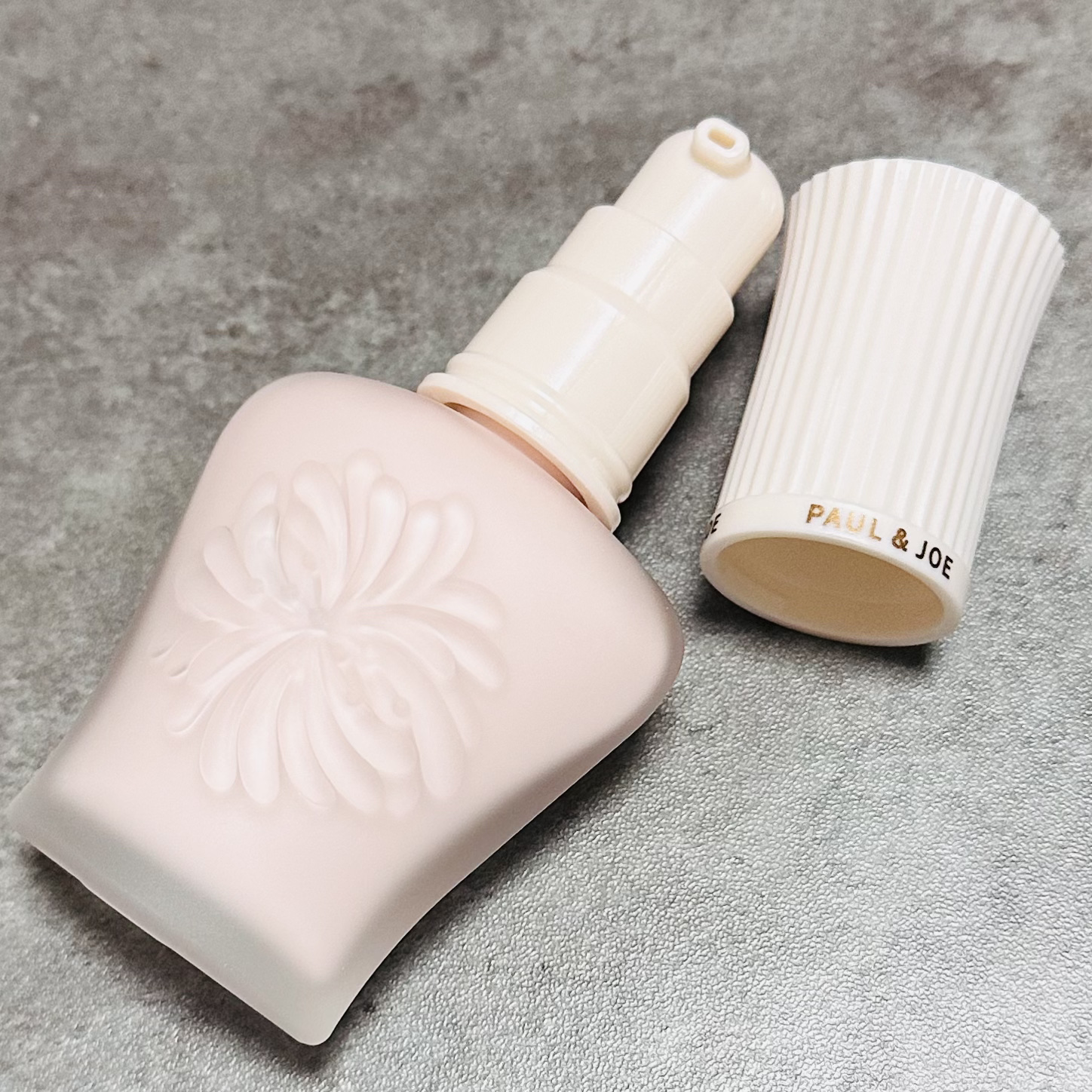 モイスチュアライジング プライマー/PAUL & JOE BEAUTE/化粧下地を使ったクチコミ（2枚目）