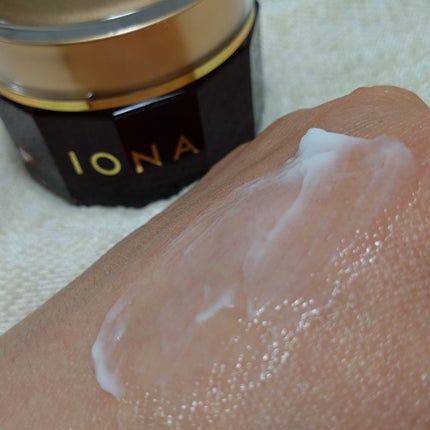 クリーム C/イオナR (イオナアール)/フェイスクリームを使ったクチコミ(5枚目)