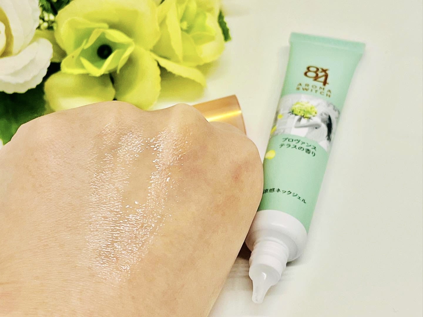 8x4 アロマスイッチ 涼感ネックジェル プロヴァンステラスの香り/８ｘ４/デオドラント・制汗剤を使ったクチコミ（3枚目）