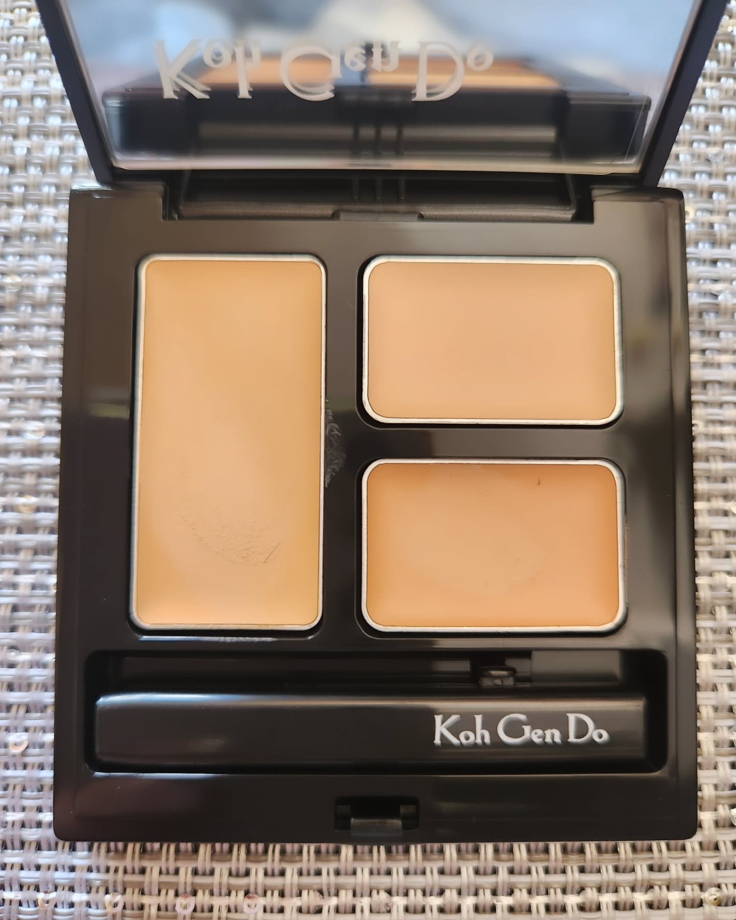 マイファンスィー モイスチャーコンシーラー/Koh Gen Do/パレットコンシーラーを使ったクチコミ（2枚目）