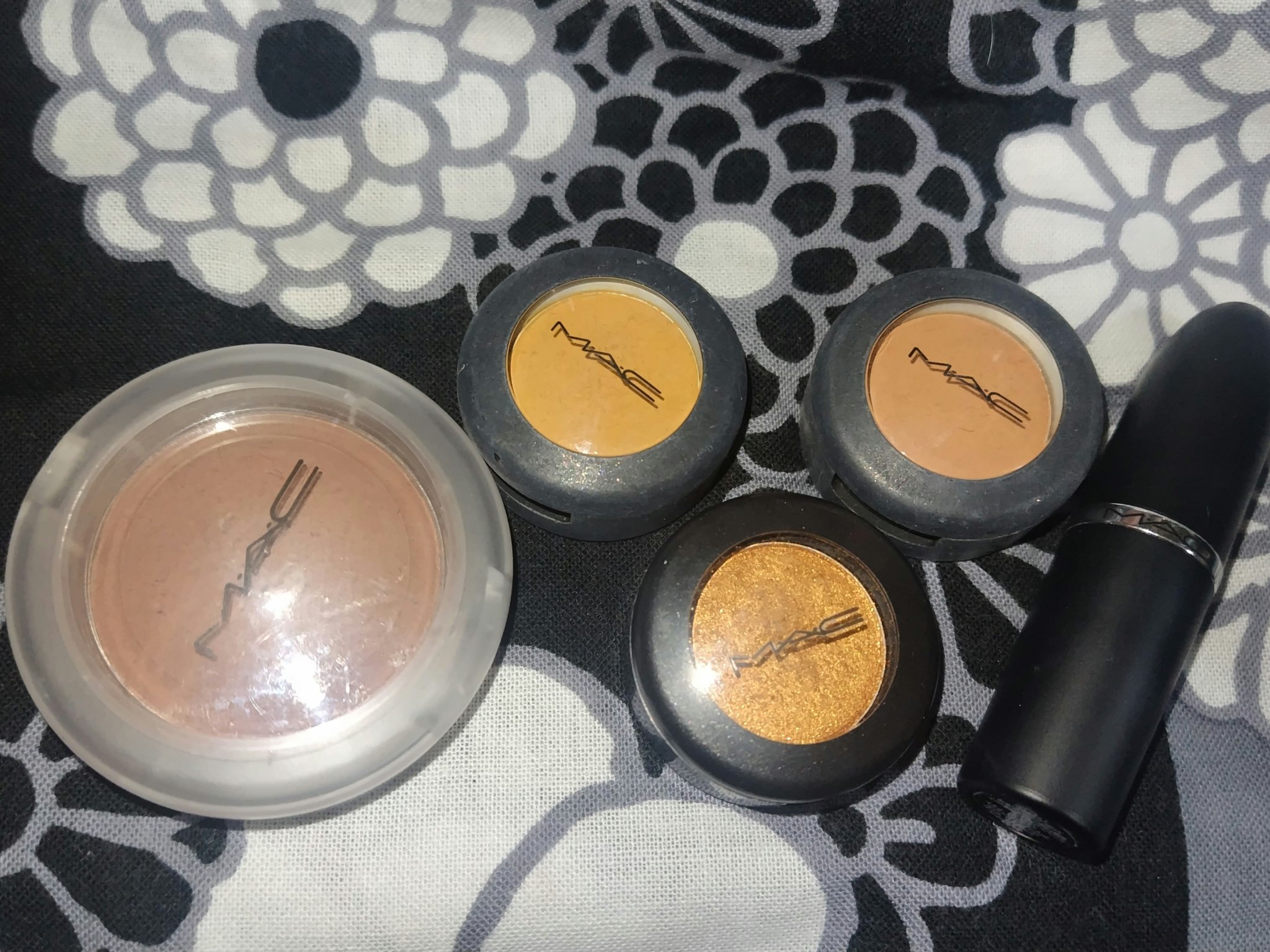 スモール アイシャドウ/M・A・C/単色アイシャドウを使ったクチコミ（1枚目）