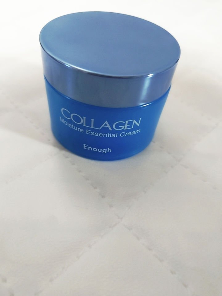 コラーゲンモイスチャーエッセンシャルクリーム/enough project/フェイスクリームを使ったクチコミ（2枚目）