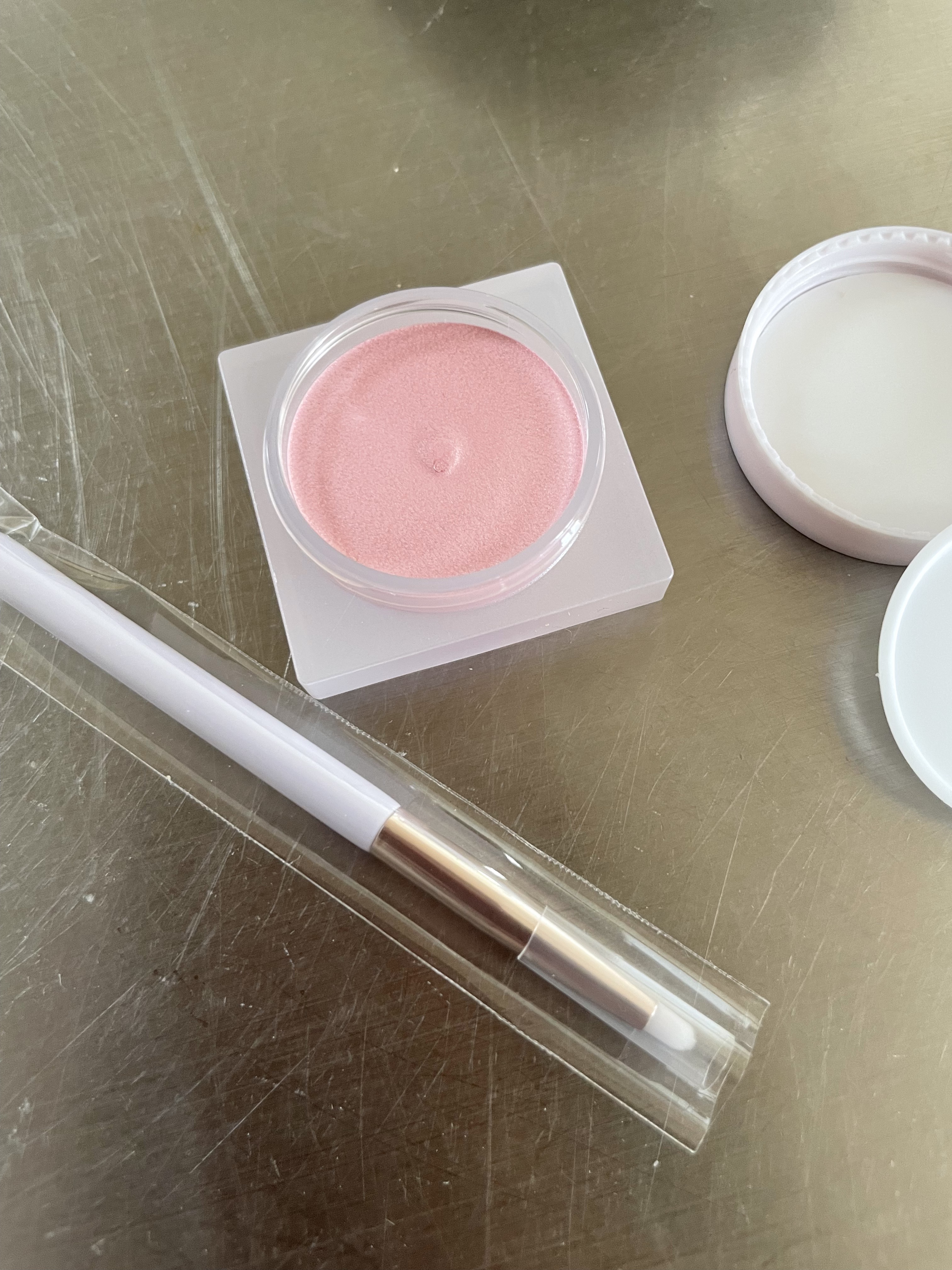 ルミナスミルクビームポット/HOLIKA HOLIKA/クリームハイライトを使ったクチコミ（3枚目）