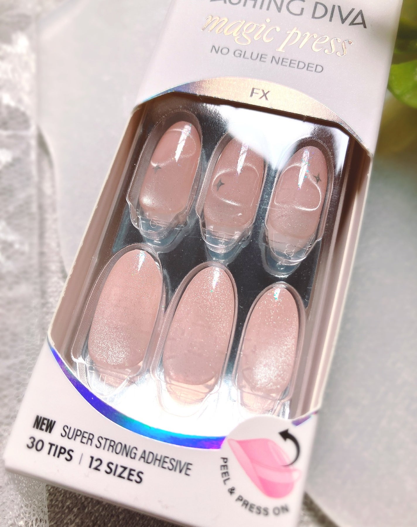 ぴぴちゃん22@フォロバ100% on LIPS 「#PR貼るだけ簡単ネイルチップ💅✨ダッシングディバマジックプレ..」(2枚目)