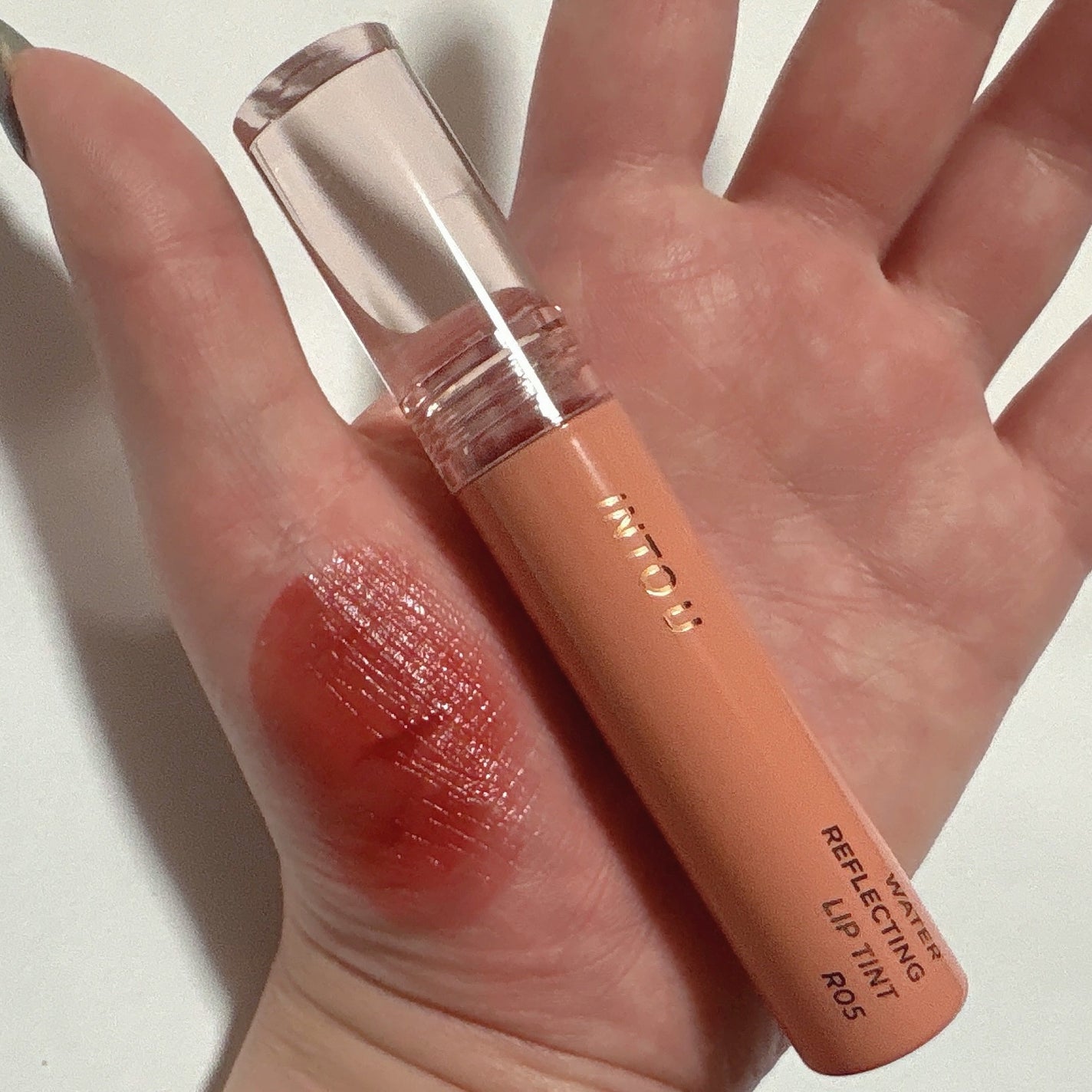 ウォーターリフレクティングリップティント/INTO U/リップティントを使ったクチコミ(3枚目)