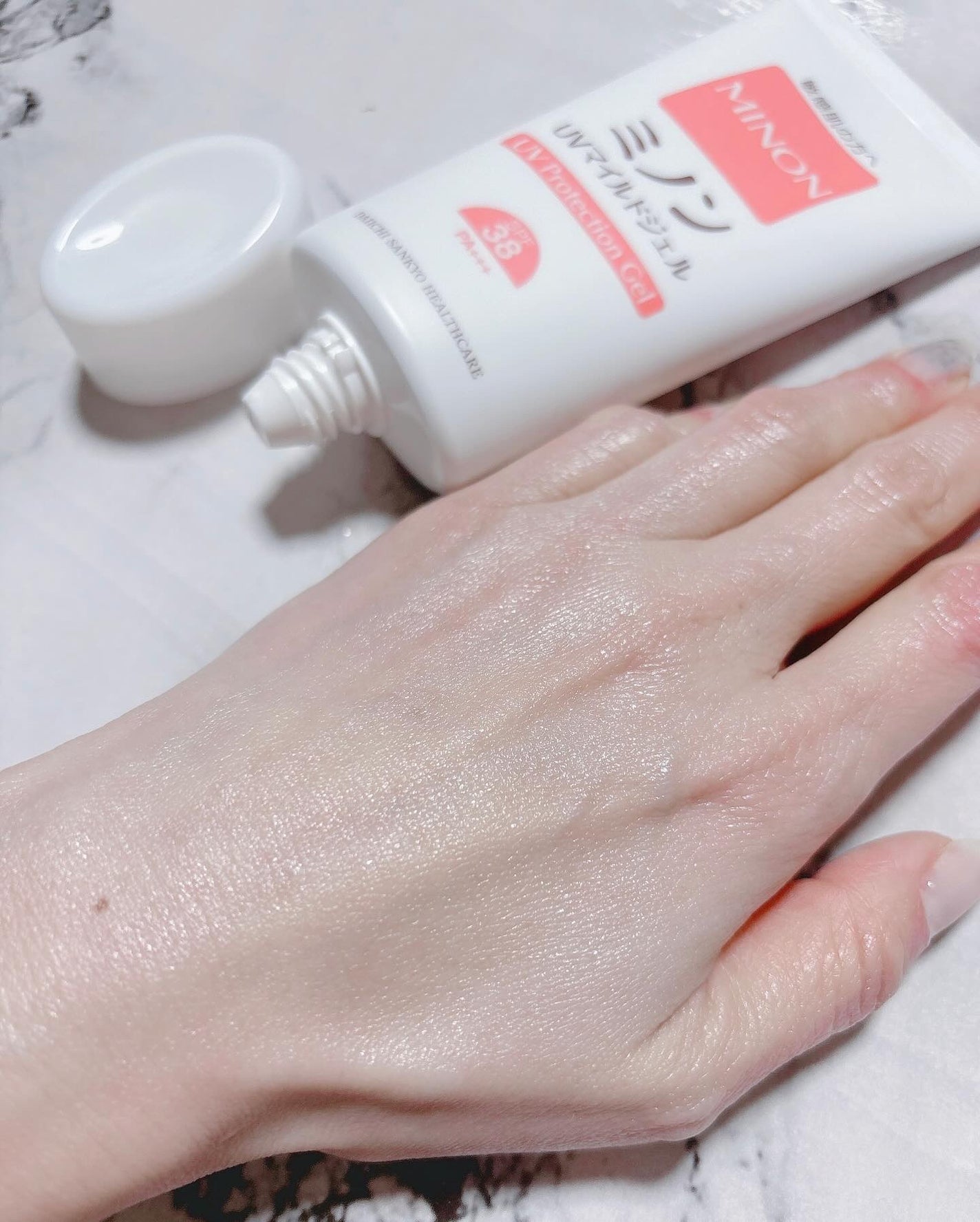 cherry on LIPS 「ミノンから製品の提供をいただきました。ジェルタイプの日焼け止め..」(5枚目)