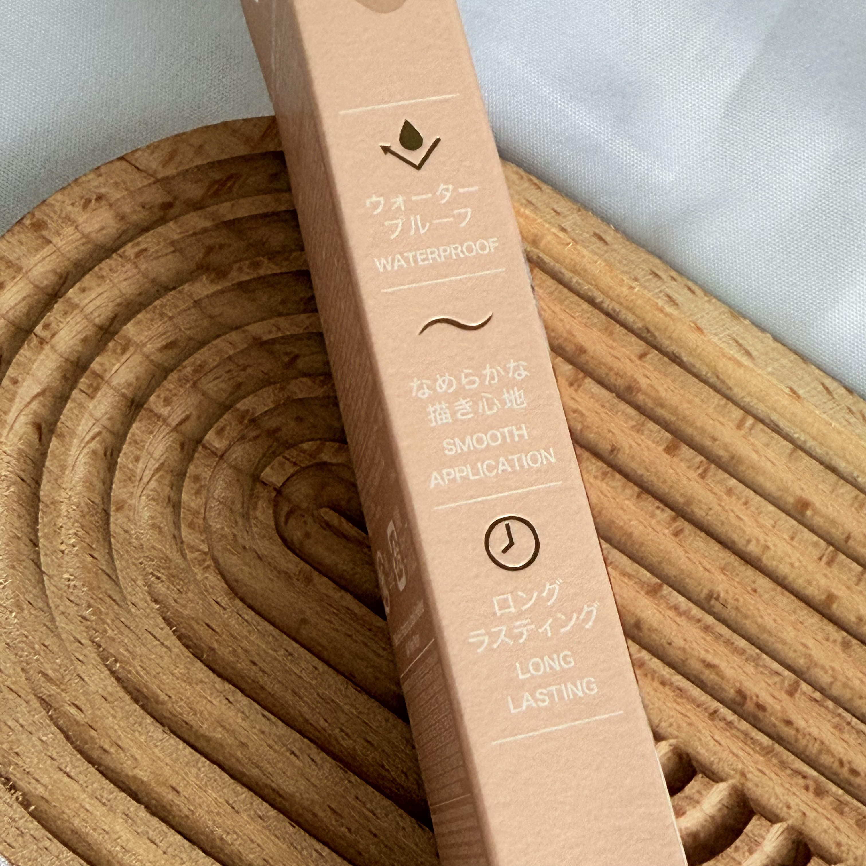 絵画リキッドアイライナー/MilleFée/リキッドアイライナーを使ったクチコミ（3枚目）