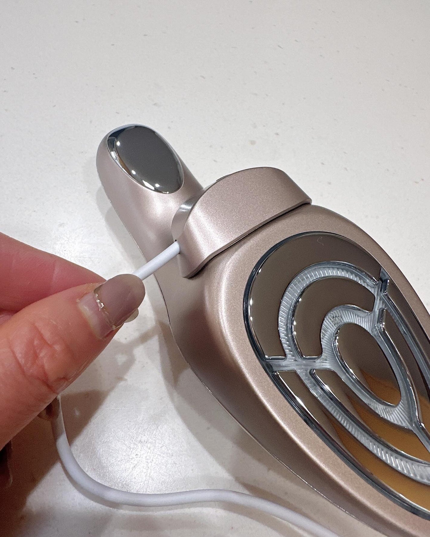 fuzukiフォロバ♡ on LIPS 「これ1台で、サロン級の美肌ケア♡美のカリスマ"IKKOさん"プ..」(8枚目)